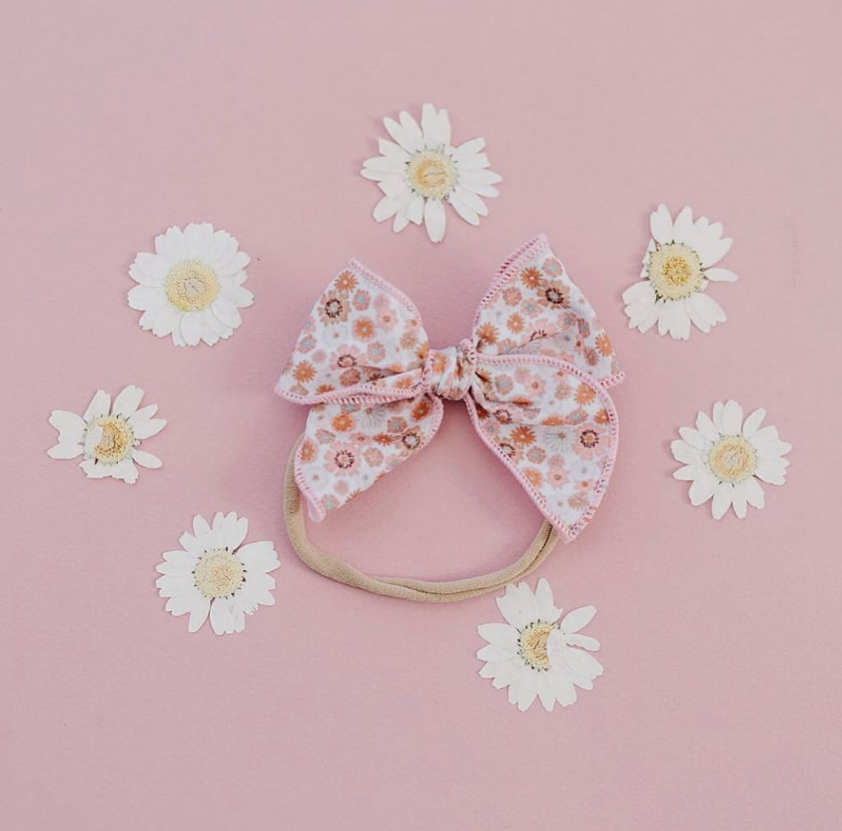 Wildflower 2.0 Edged Bow