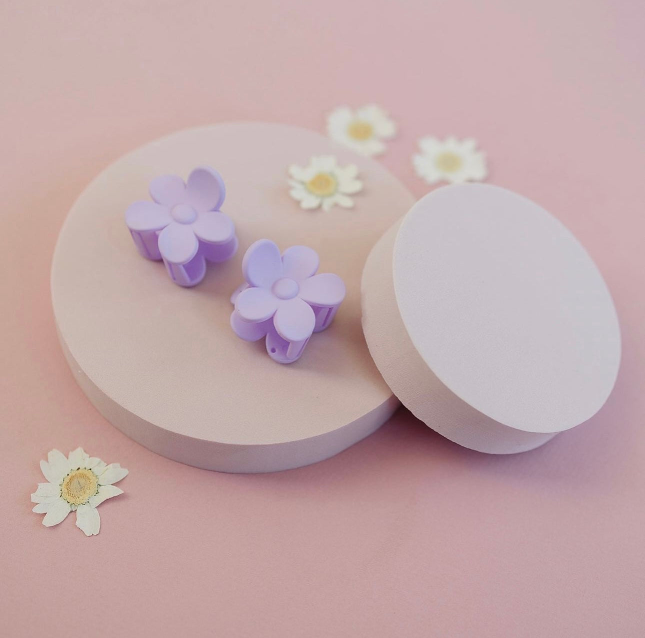 Mini Lilac Daisy Claw Clip Set