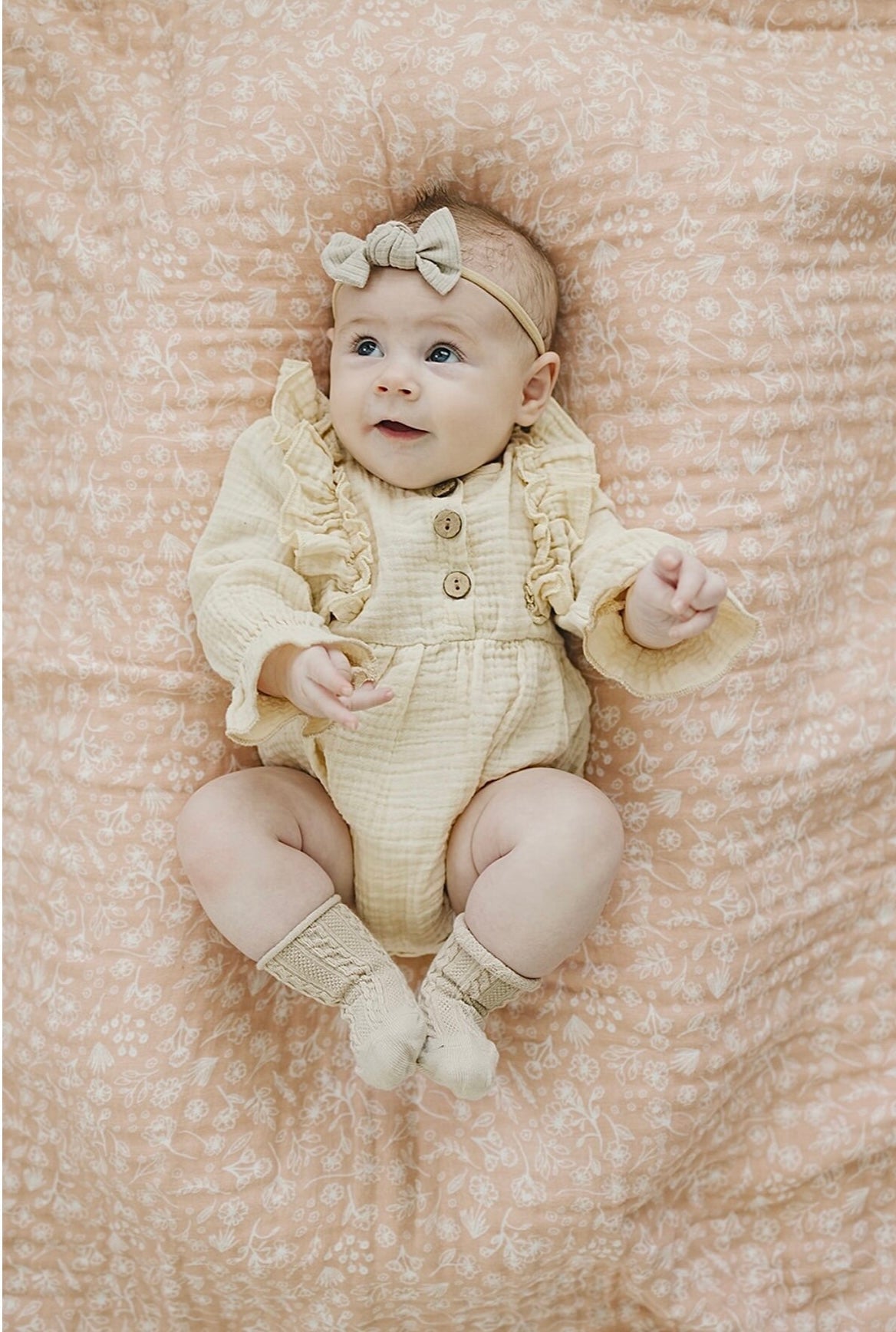 Sandstone Mini Ribbed Knot