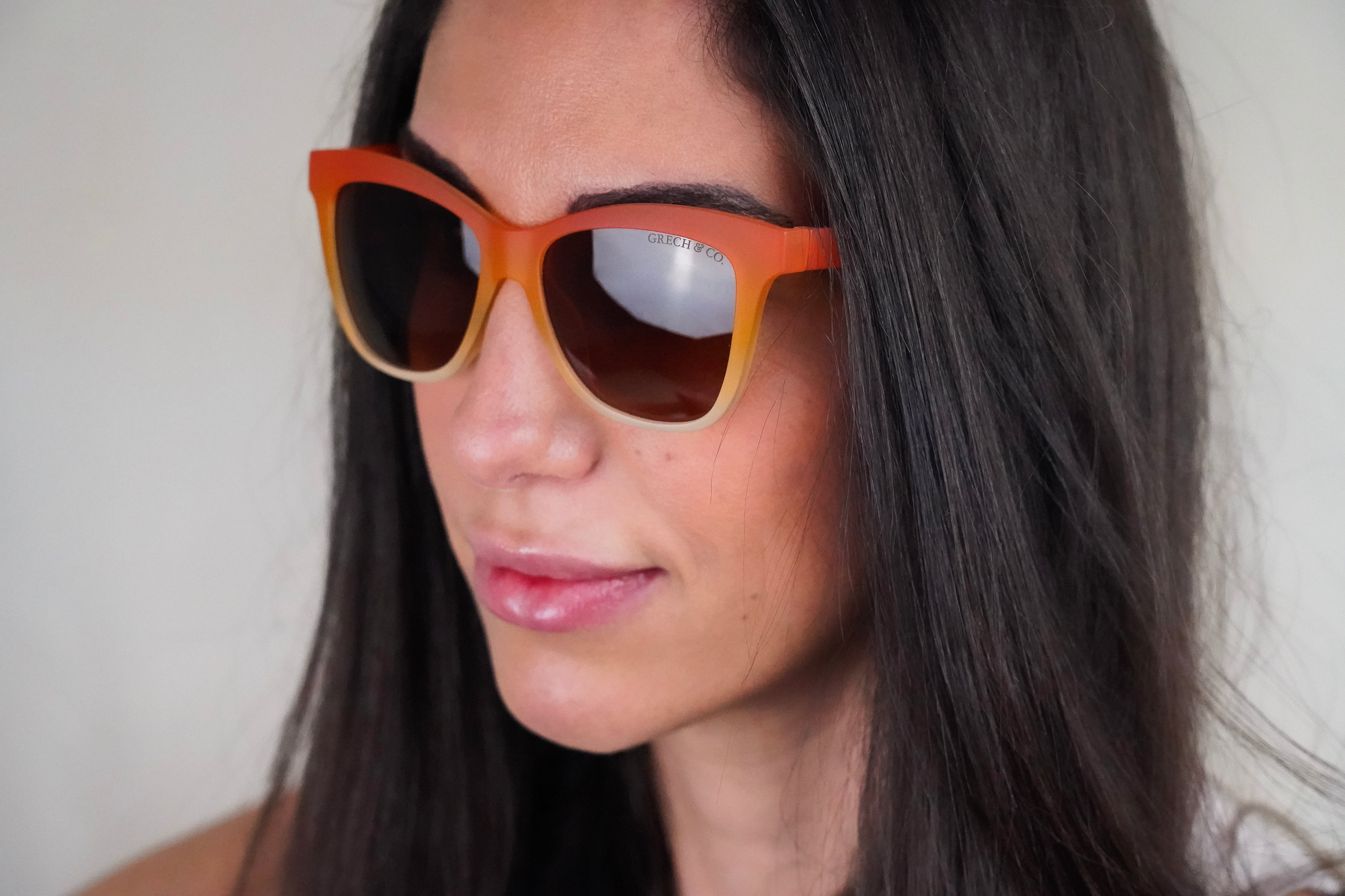 Iconic Wayfarer Ombre  | Polarized Sunglasses | Adult | 15+ Y | Desert Teal Ombre