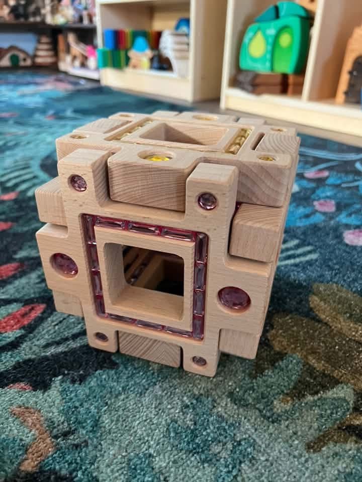 **Pre-order (Ships in 2-3 Weeks)** 16-Piece Large Wooden Gemlight Window Blocks with Storage Box