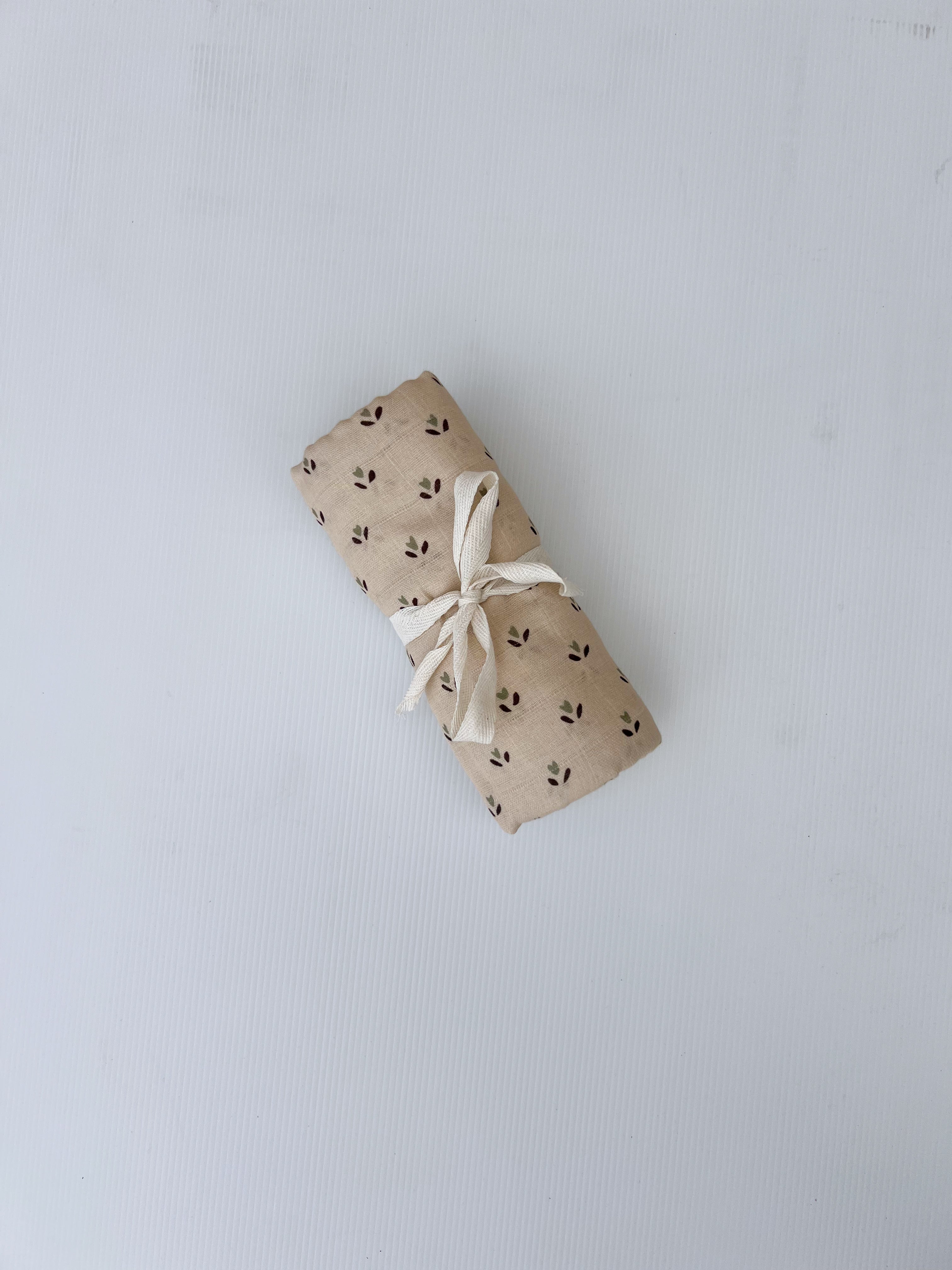 Muslin Swaddle | Flora