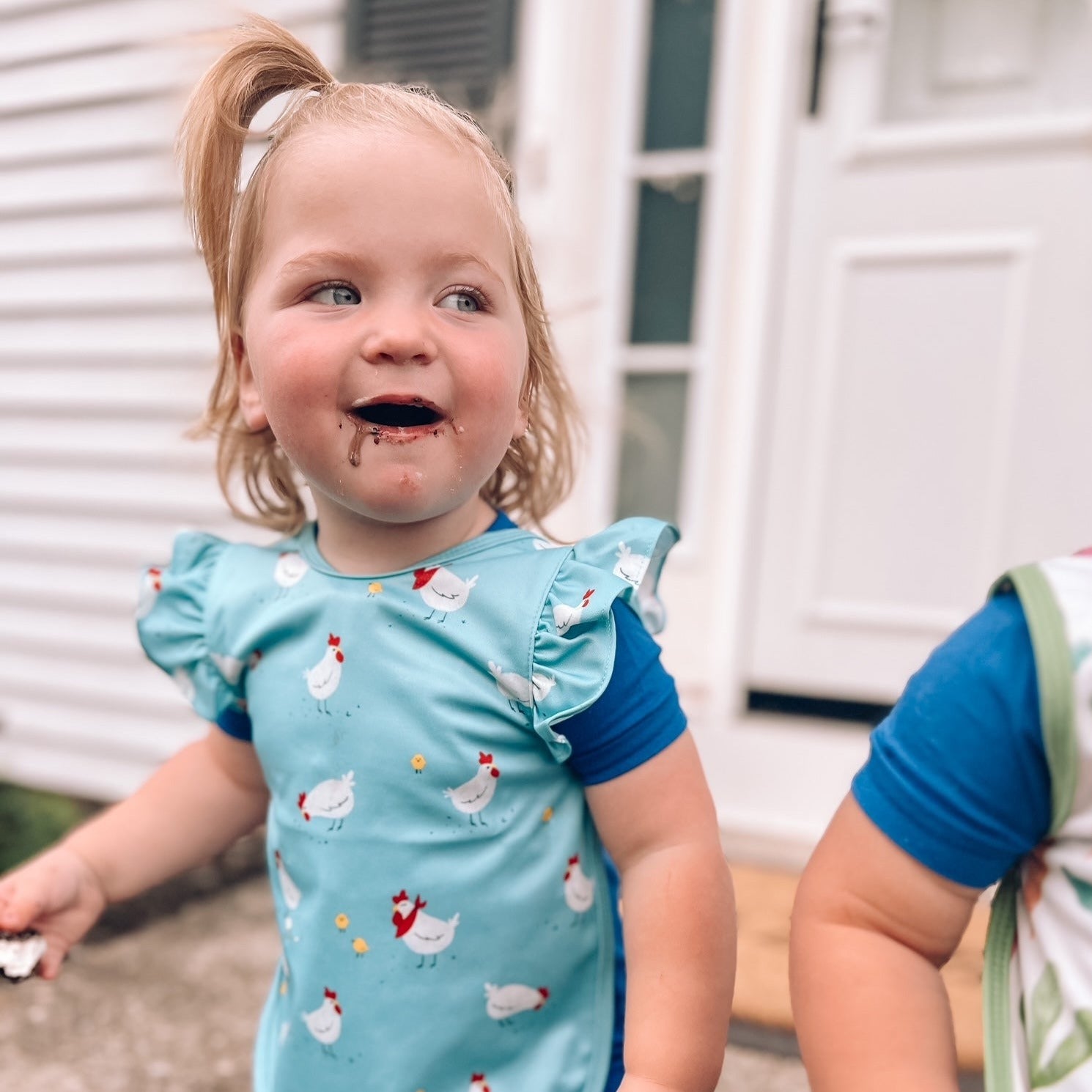 Little Chickies Flutter Bapron SALE **PRESCHOOL SIZE ONLY**