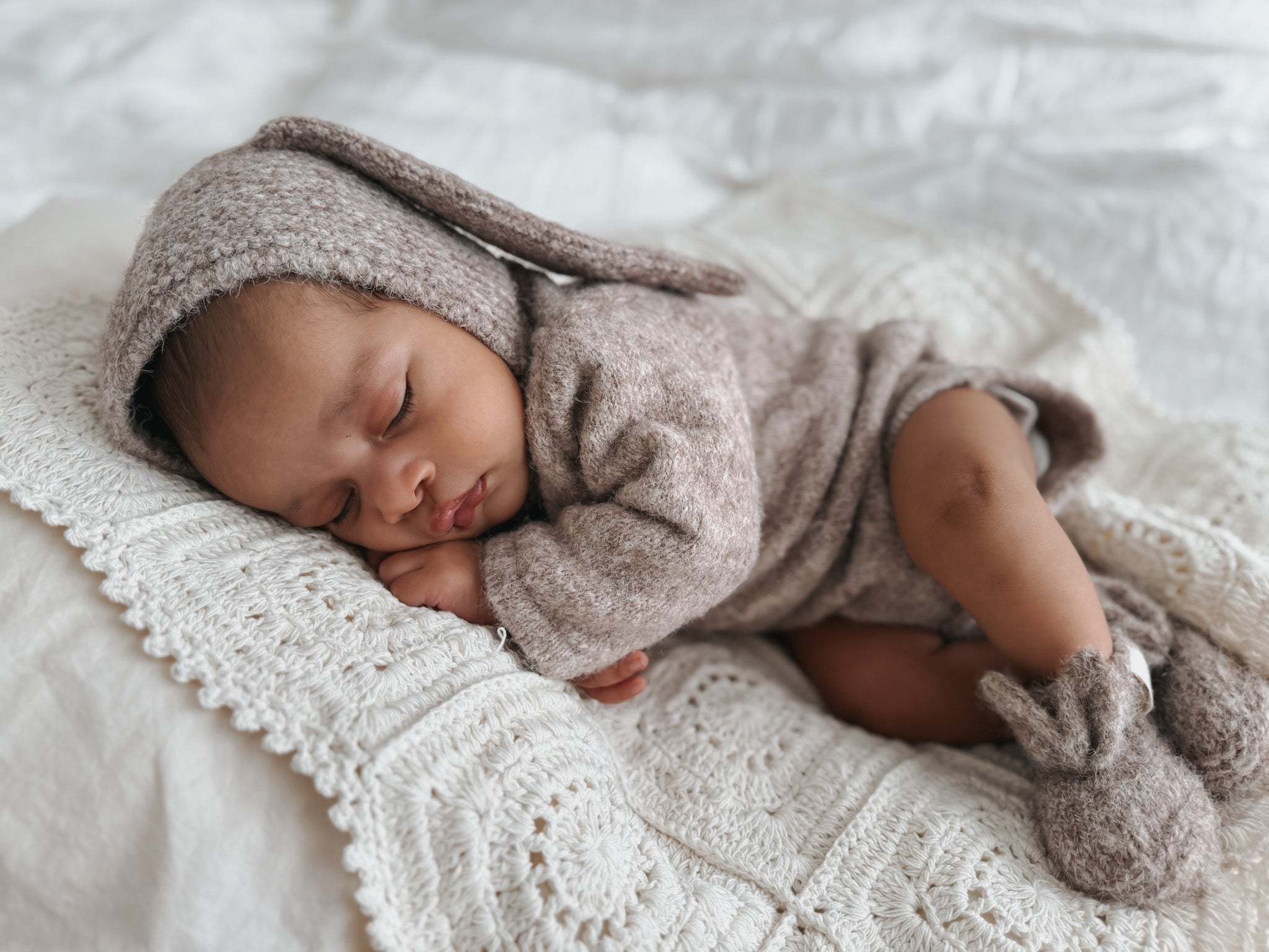 [PRE-ORDER] Luna + Luca Cozy Bunny Romper