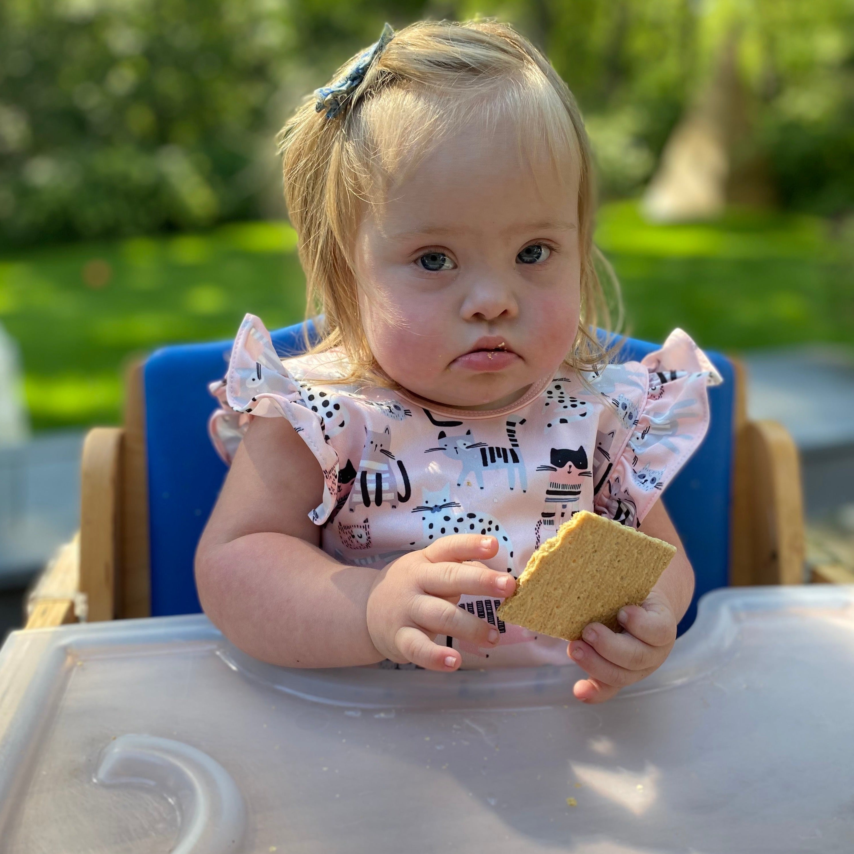 Kitty Flutter Bapron