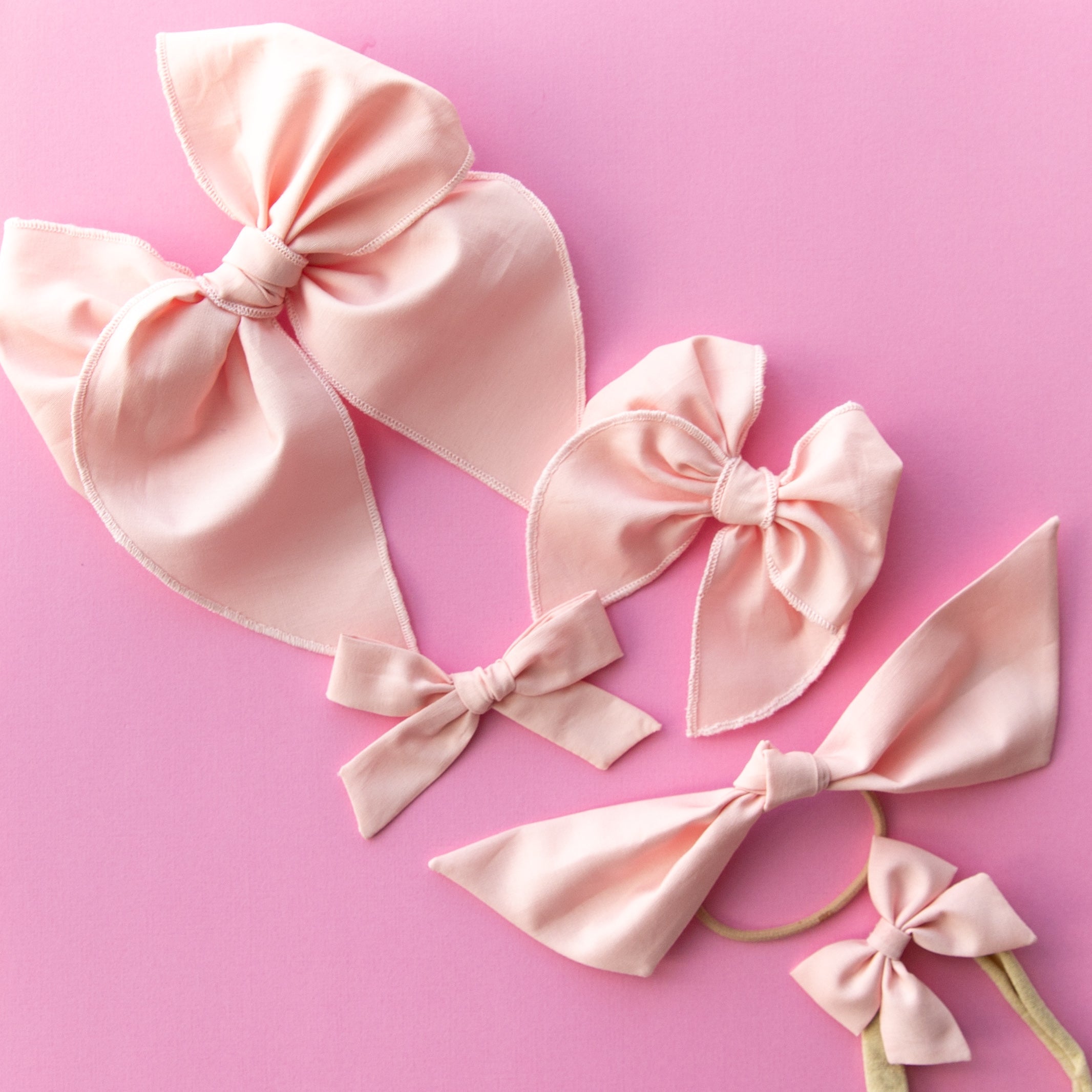 Candy Pink | Mini Piggy Bow