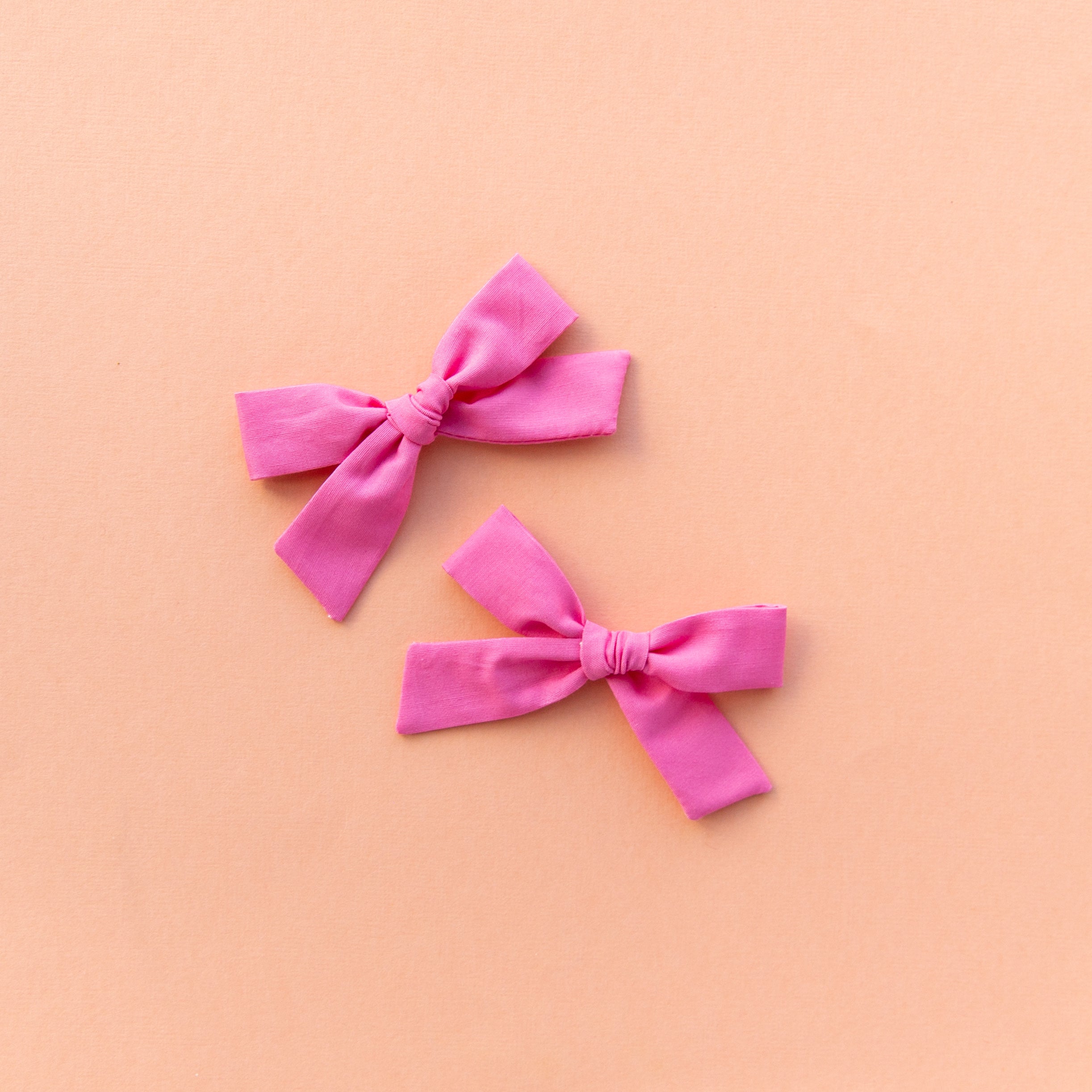 Flamingo | Hand-tied Bow