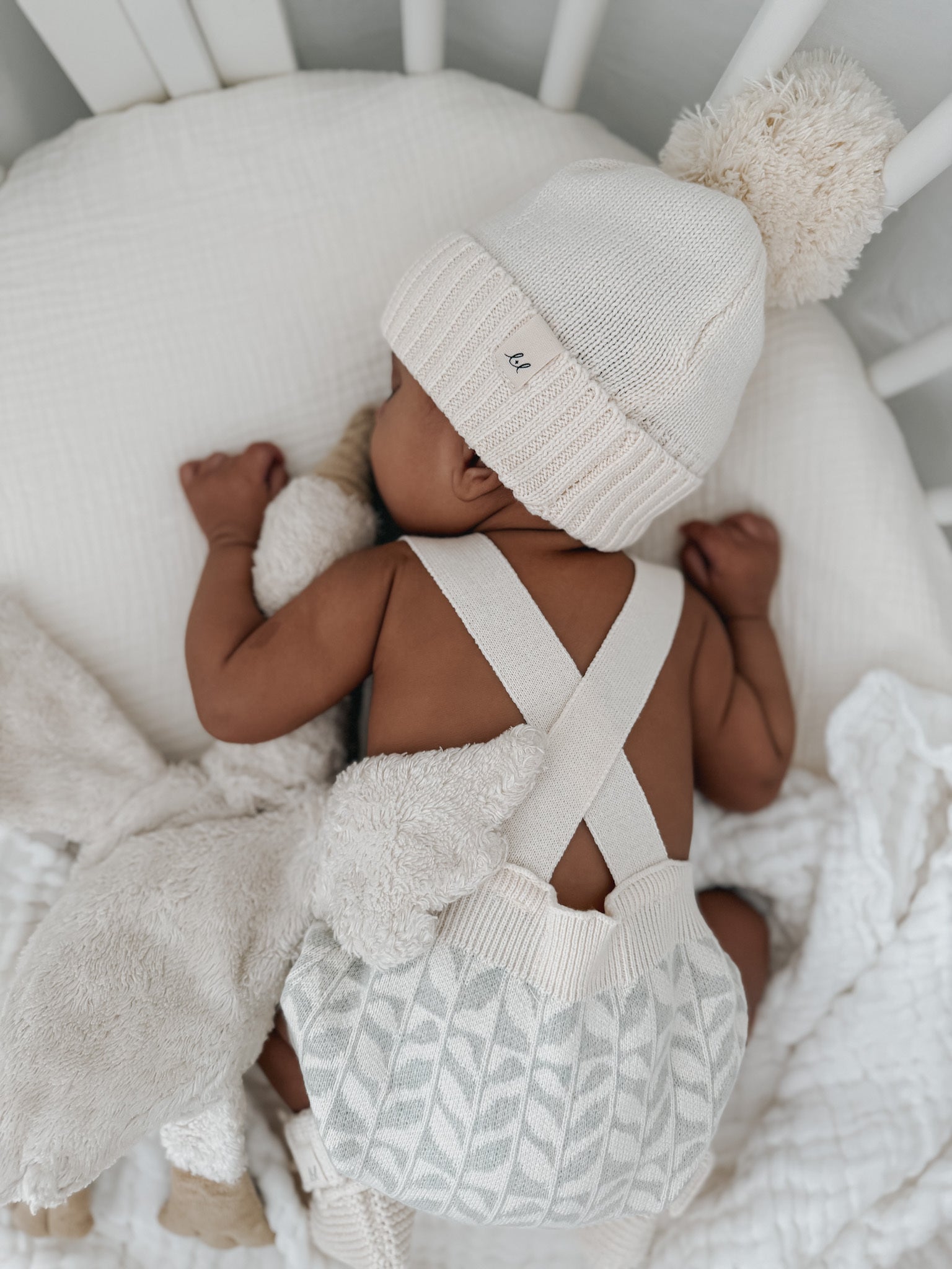 Luna + Luca Pom Beanie - Cream