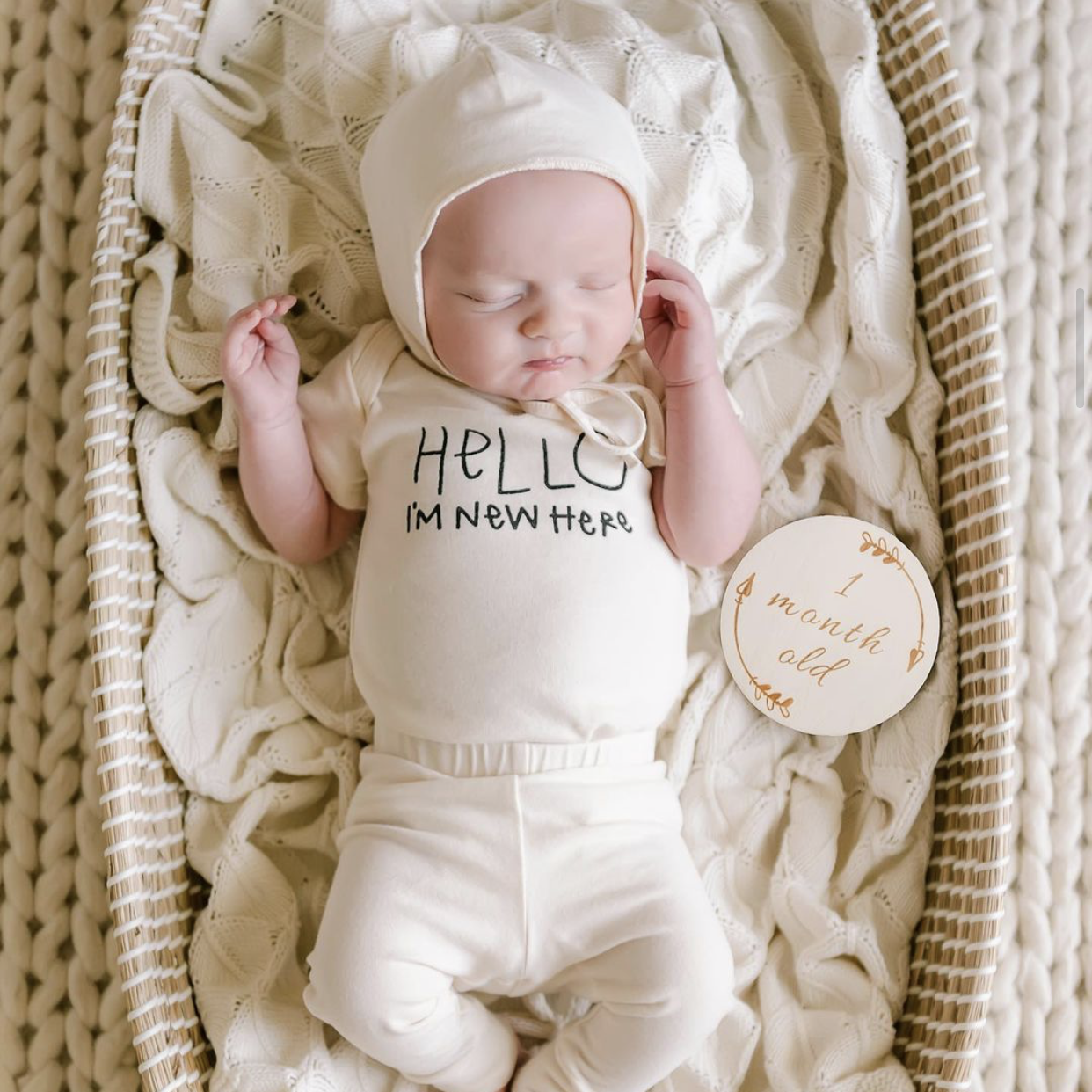 Hello I'm New Here - Organic Cotton Bodysuit