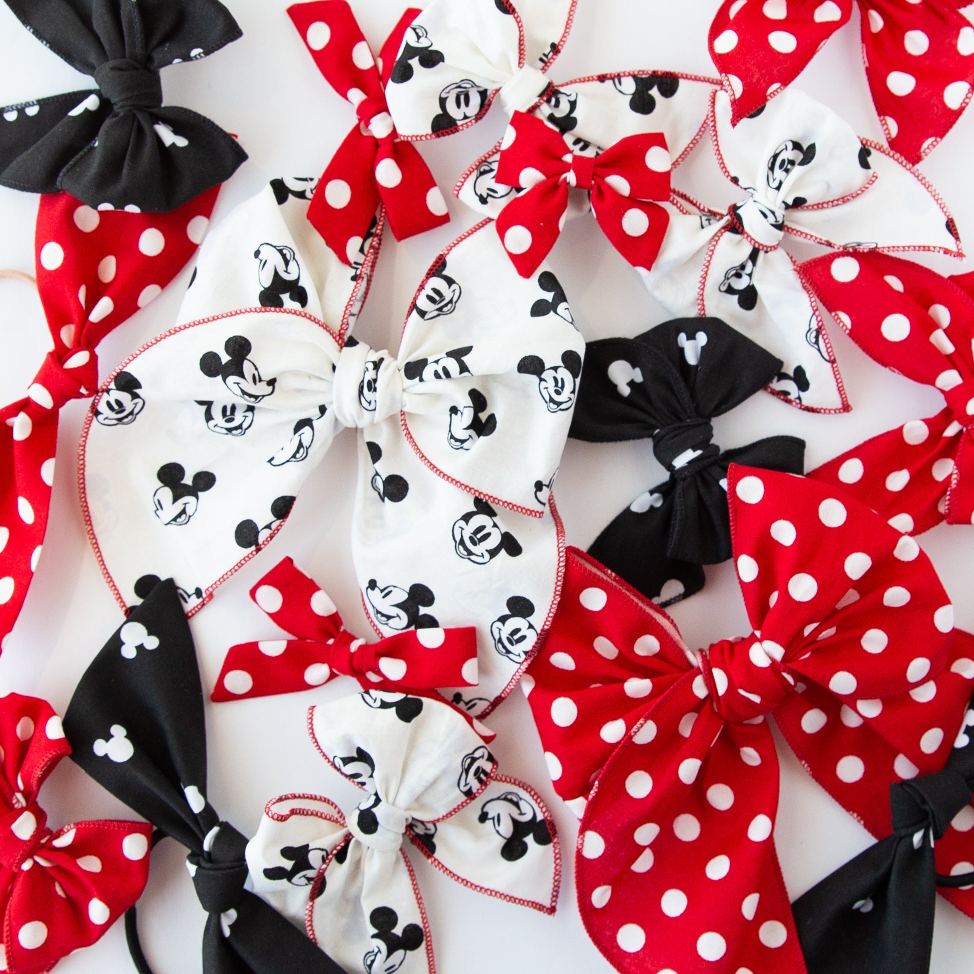 Minnie's Polka Dot  | Modern Knot