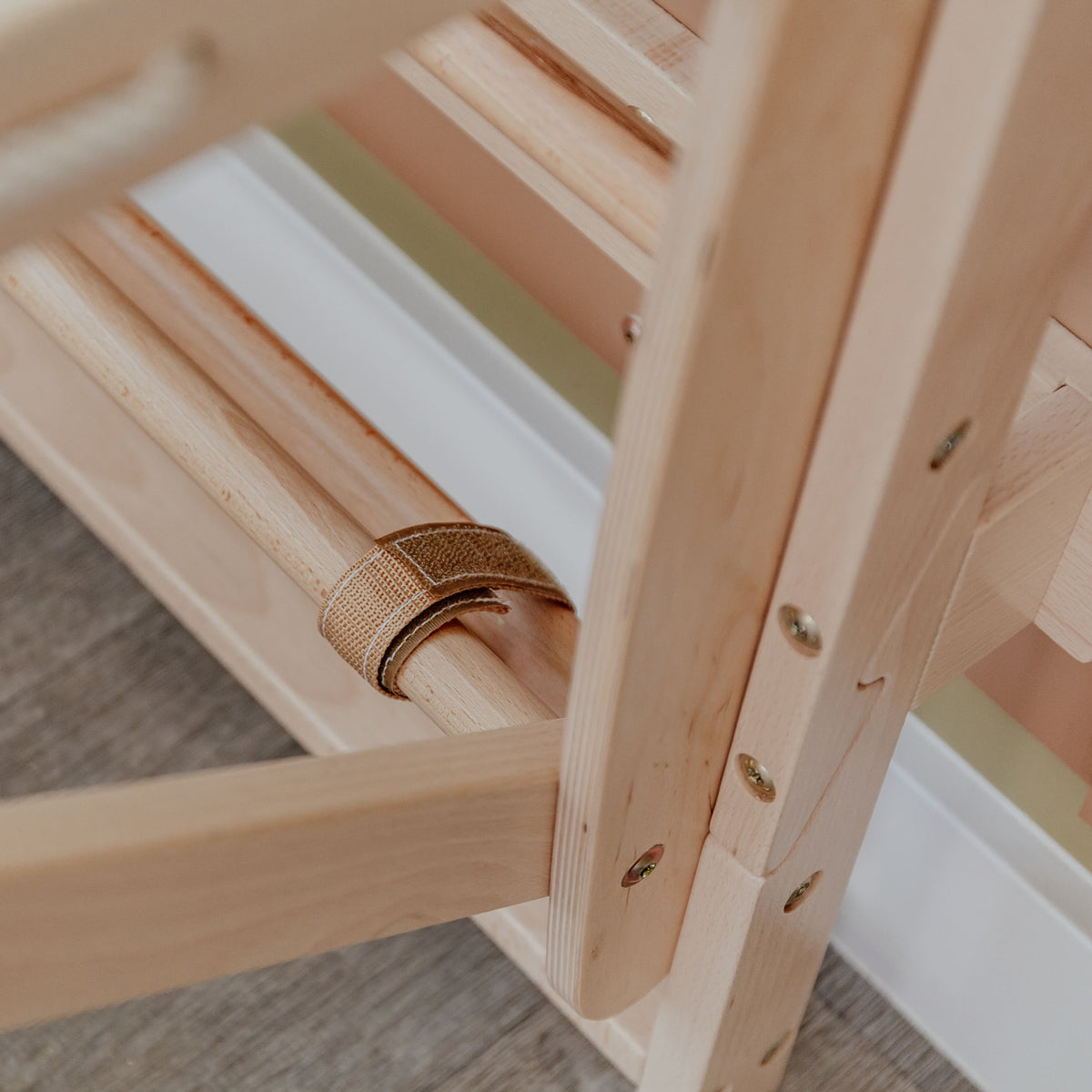Rope Seat for Swedish Ladder