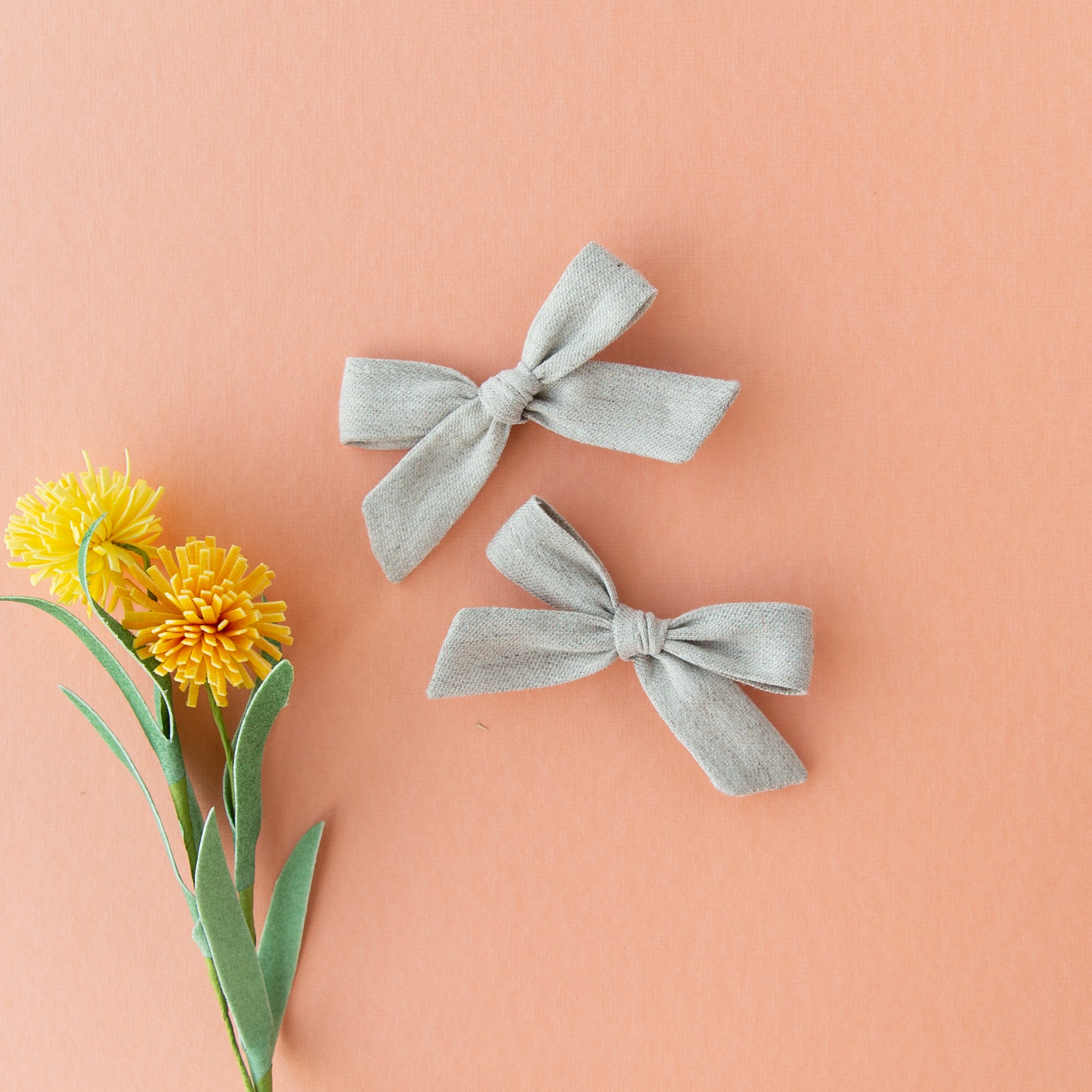 Flax | Pigtail Set - Hand-tied Bow