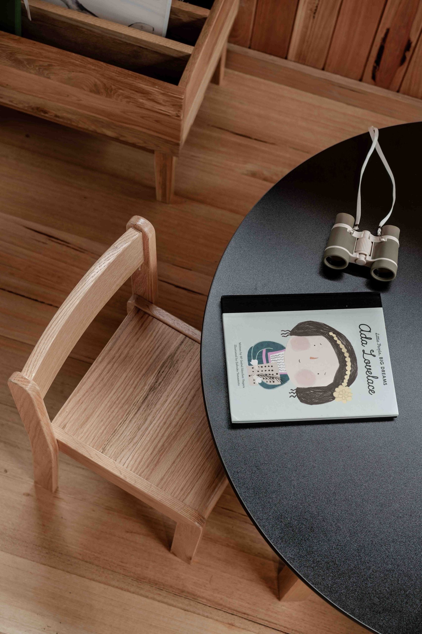 Round Sage Kids Table – 35" Diameter Oak Base