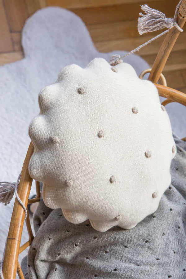 KNITTED CUSHION ROUND BISCUIT IVORY  Little Wonder & Co   