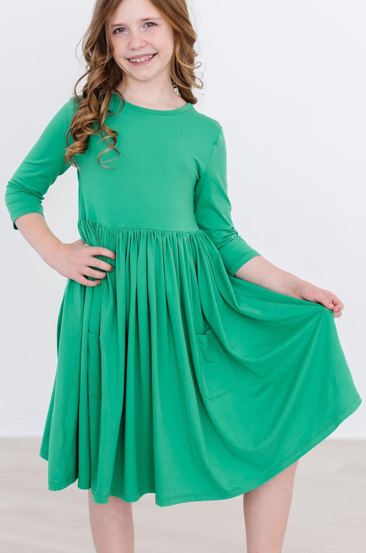 Kelly Green 3/4 Sleeve Pocket Twirl Dress