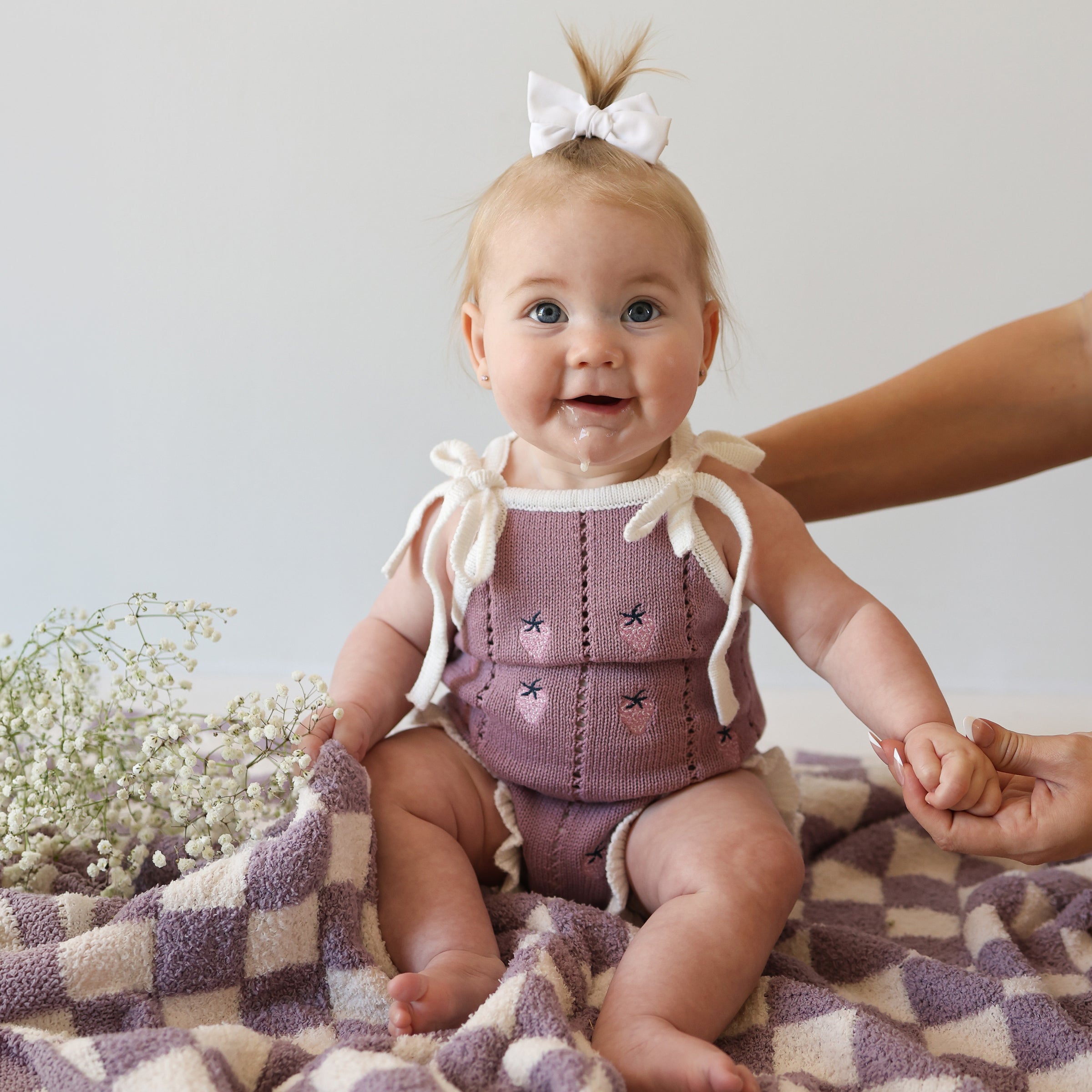 Baby Knit outfit for Spring with Ruffles and Strawberries