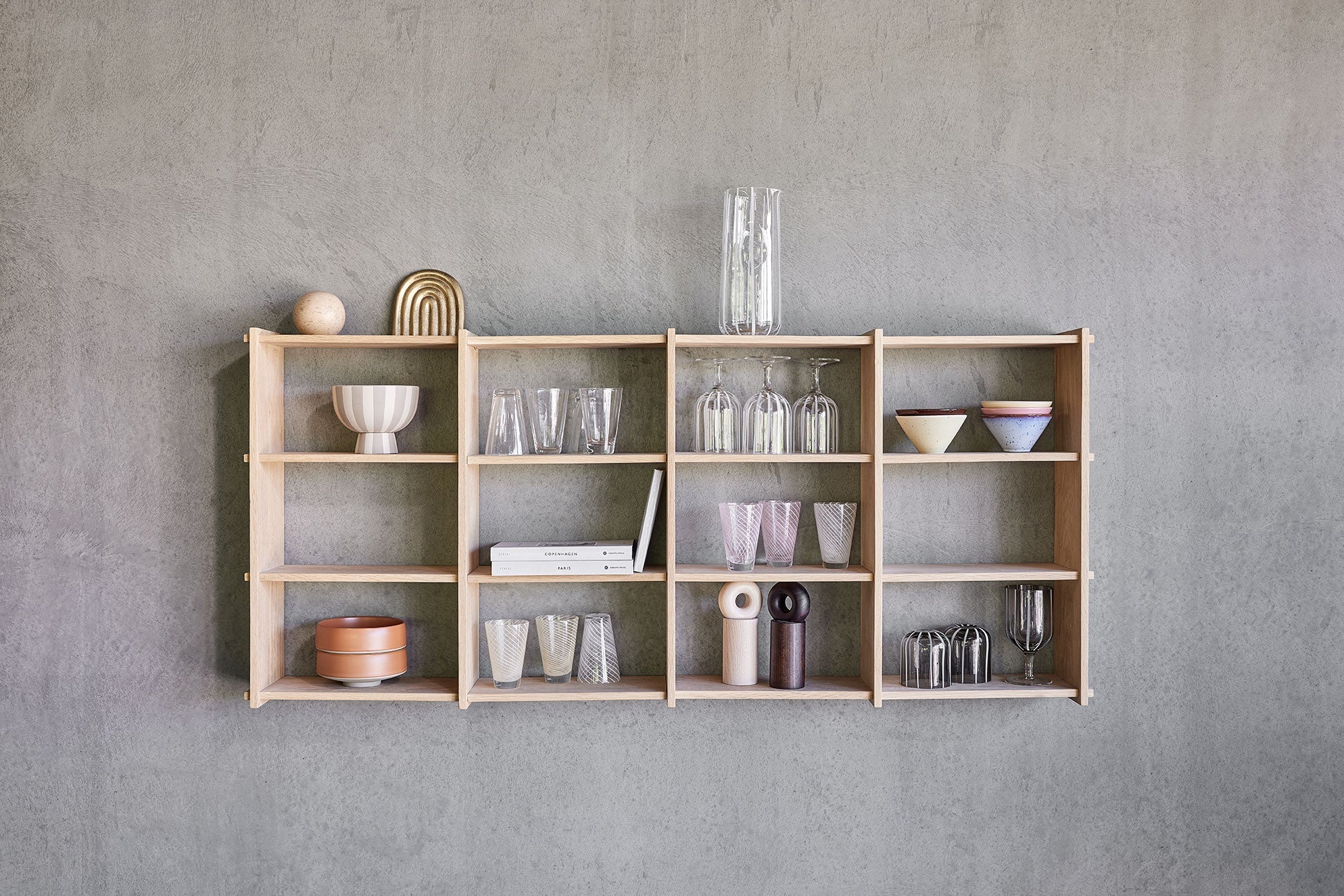 Yuka Groove Glass Set in White