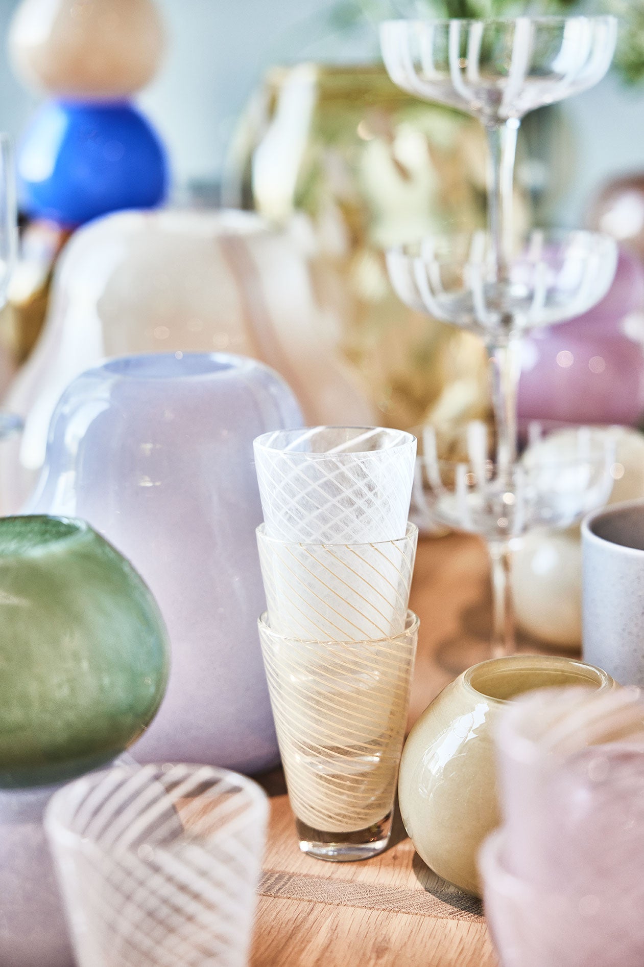 Yuka Groove Glass Set in White