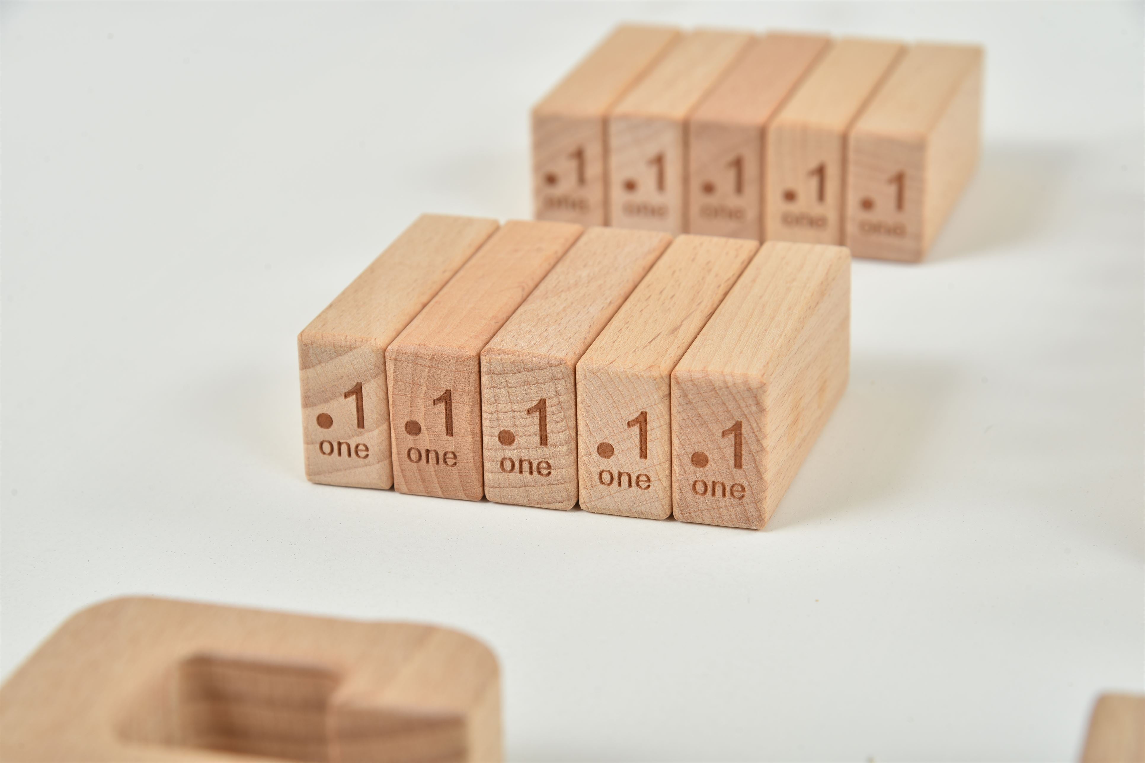 Number Blocks - Montessori Large Wooden Blocks Indoor Avenlur.com   