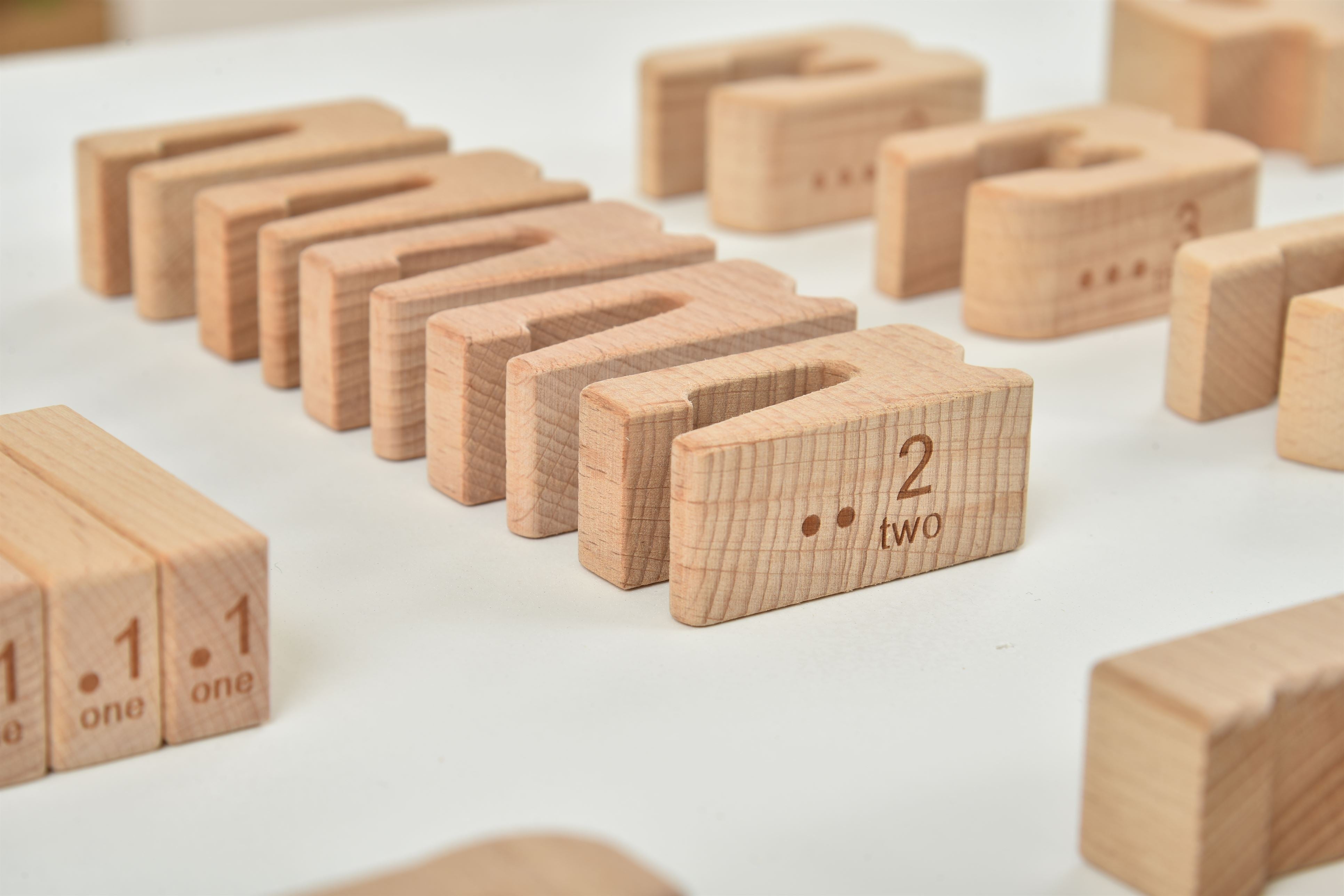 Number Blocks - Montessori Large Wooden Blocks Indoor Avenlur.com   