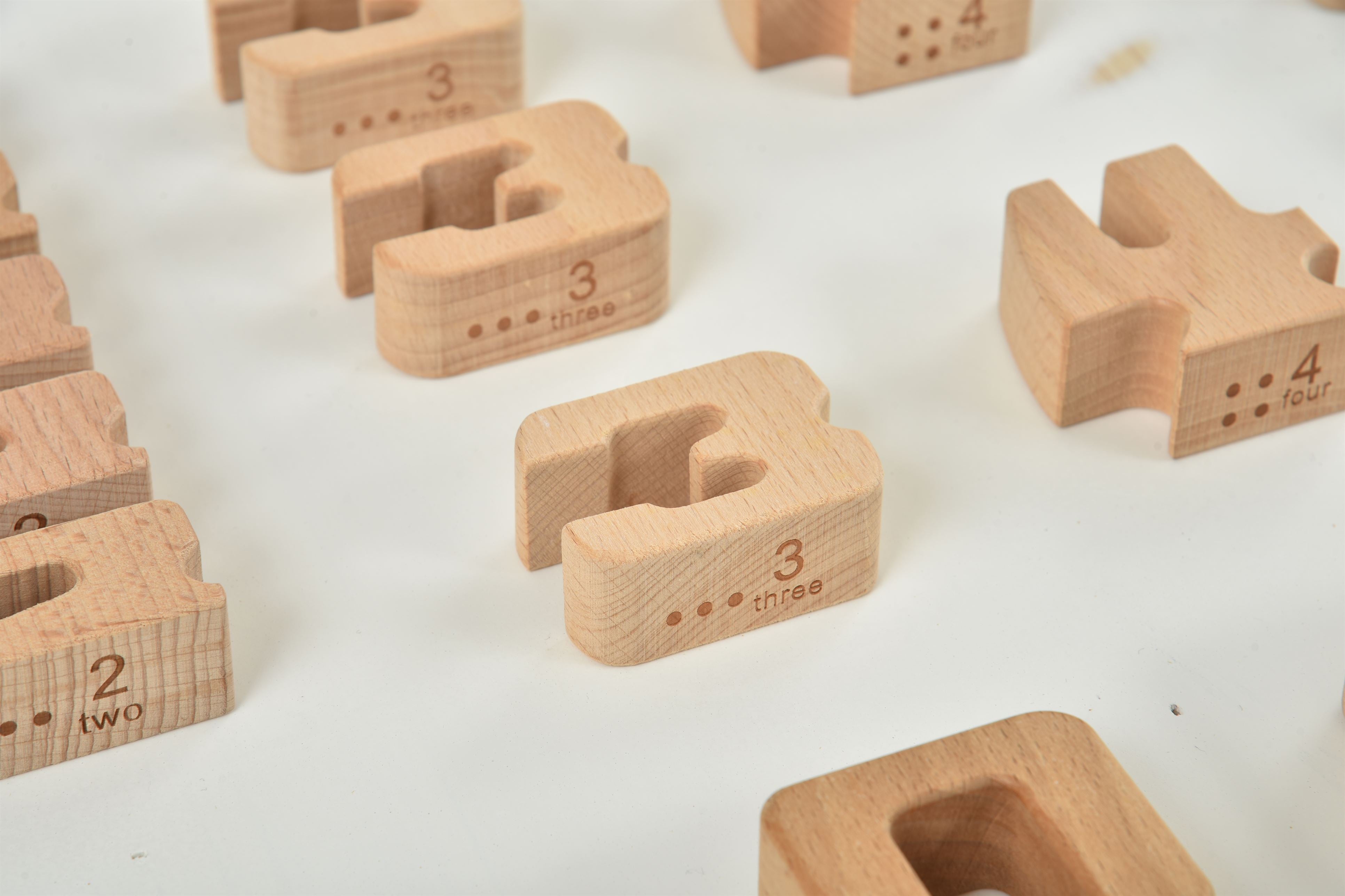 Number Blocks - Montessori Large Wooden Blocks Indoor Avenlur.com   