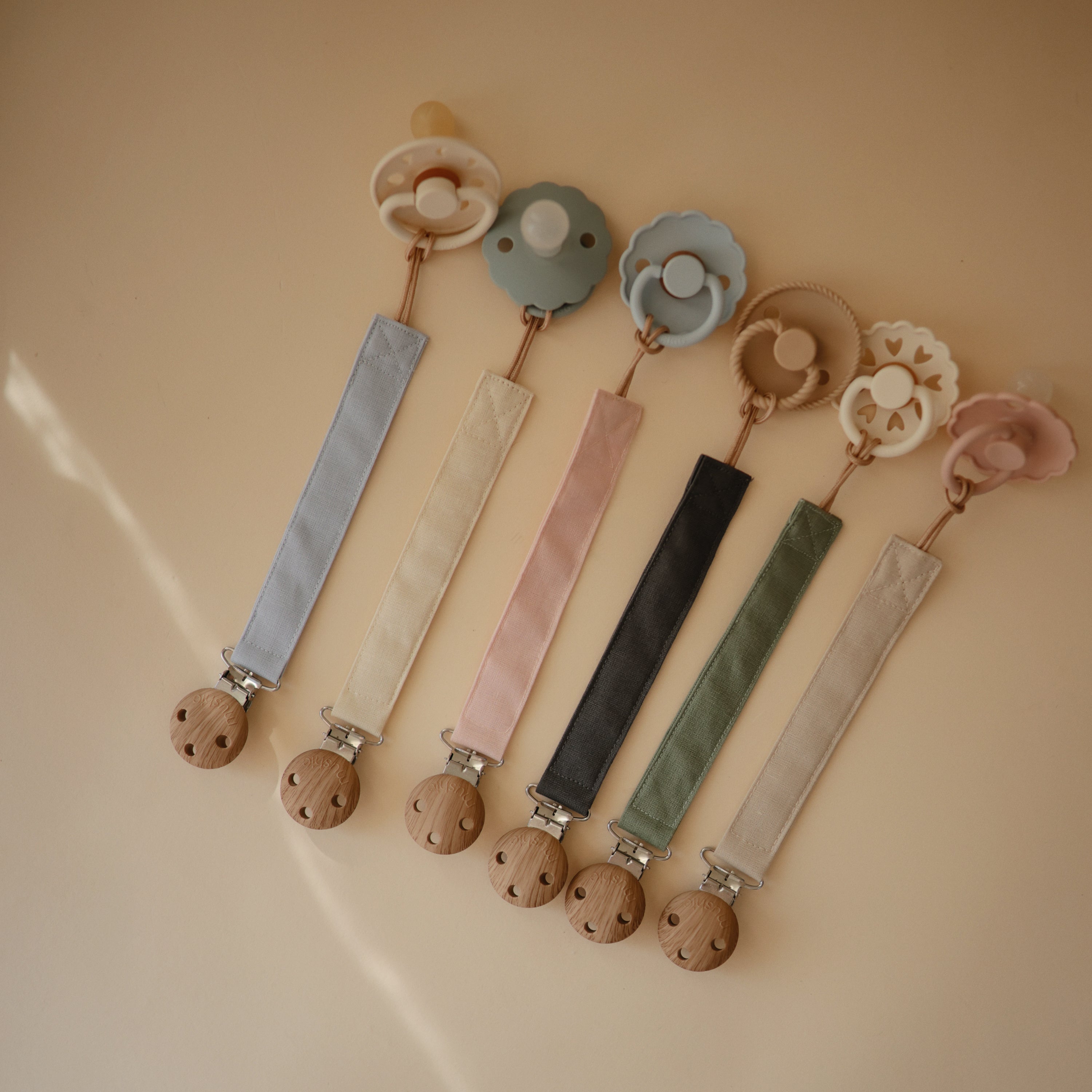 Linen Pacifier Clip 2-Pack Pacifier Clip Mushie   