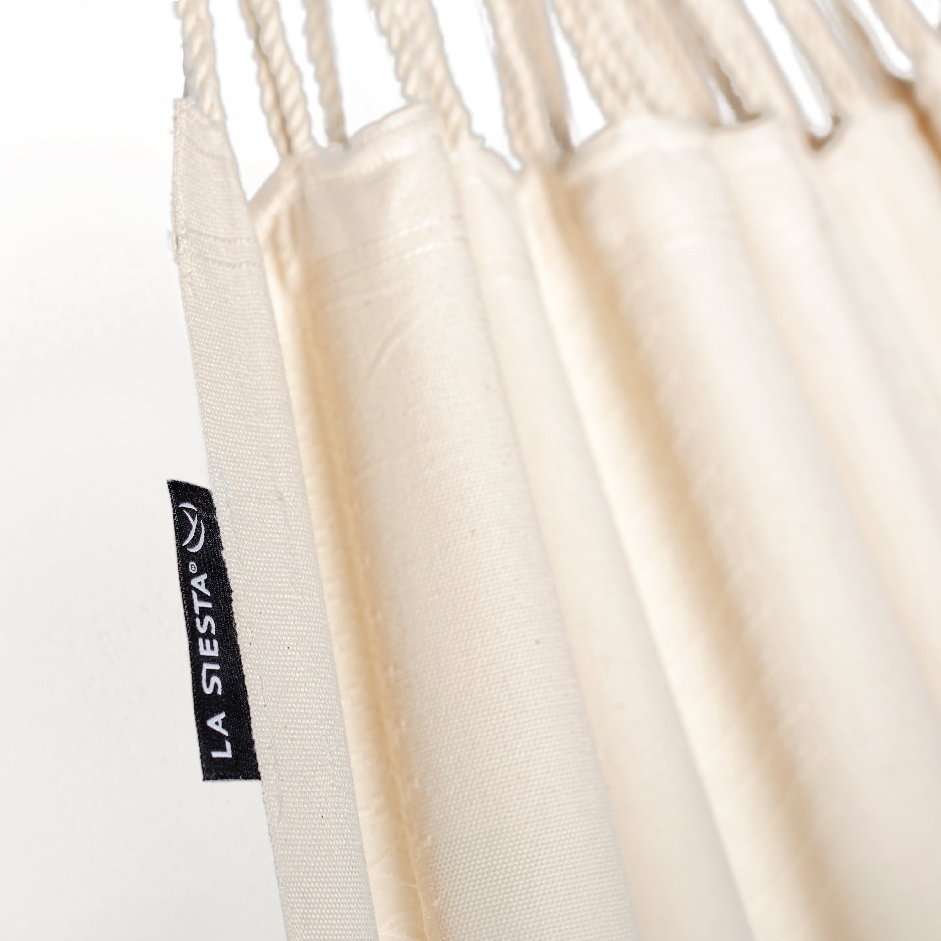 Elipso Organic Latte - Organic Cotton Kingsize Hammock with FSC® certified Larch Stand