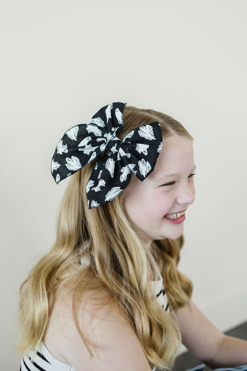 Casper | Party Bow