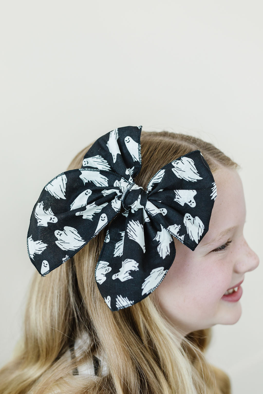 Casper | Party Bow