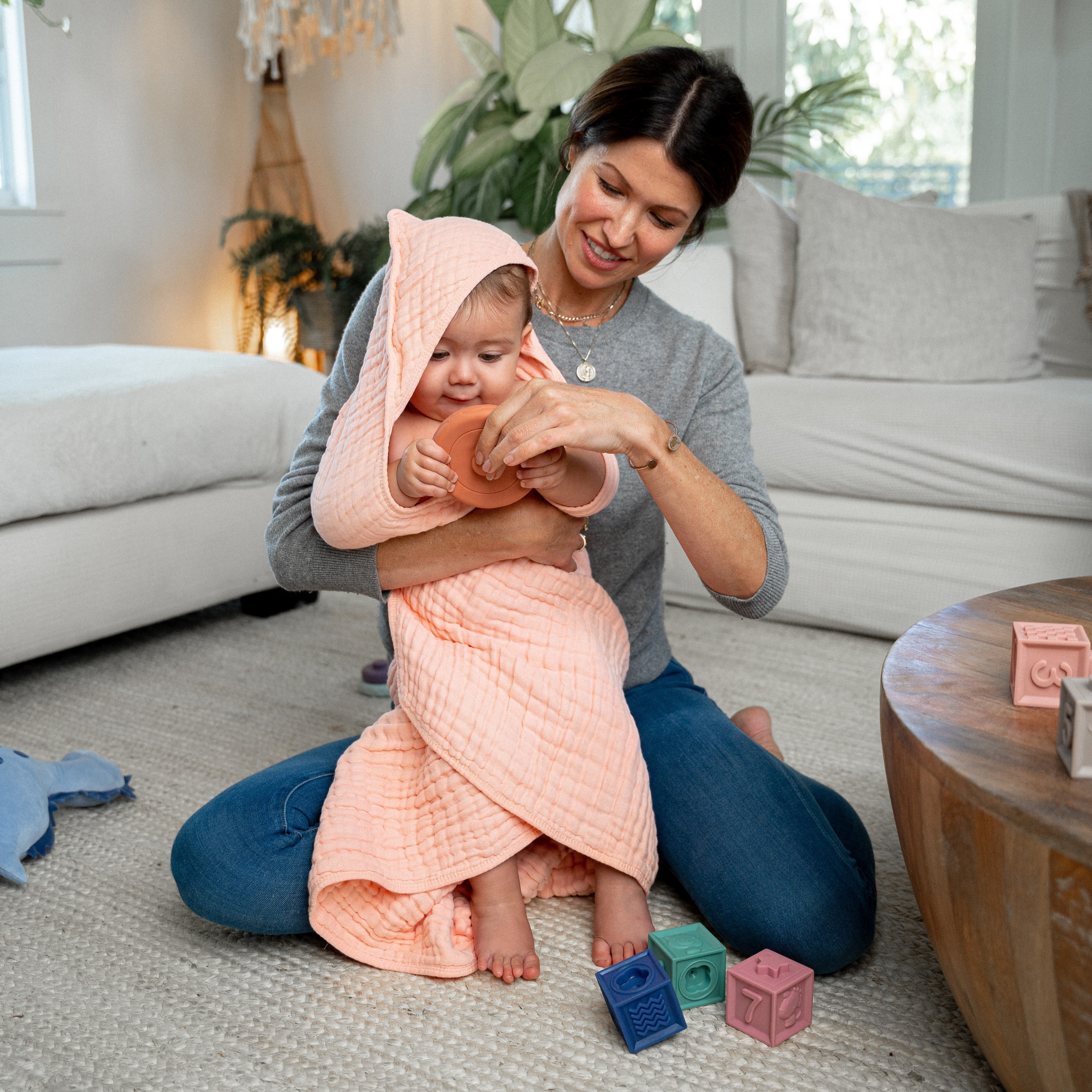 Baby Hooded Towels by Comfy Cubs - Lace Pink