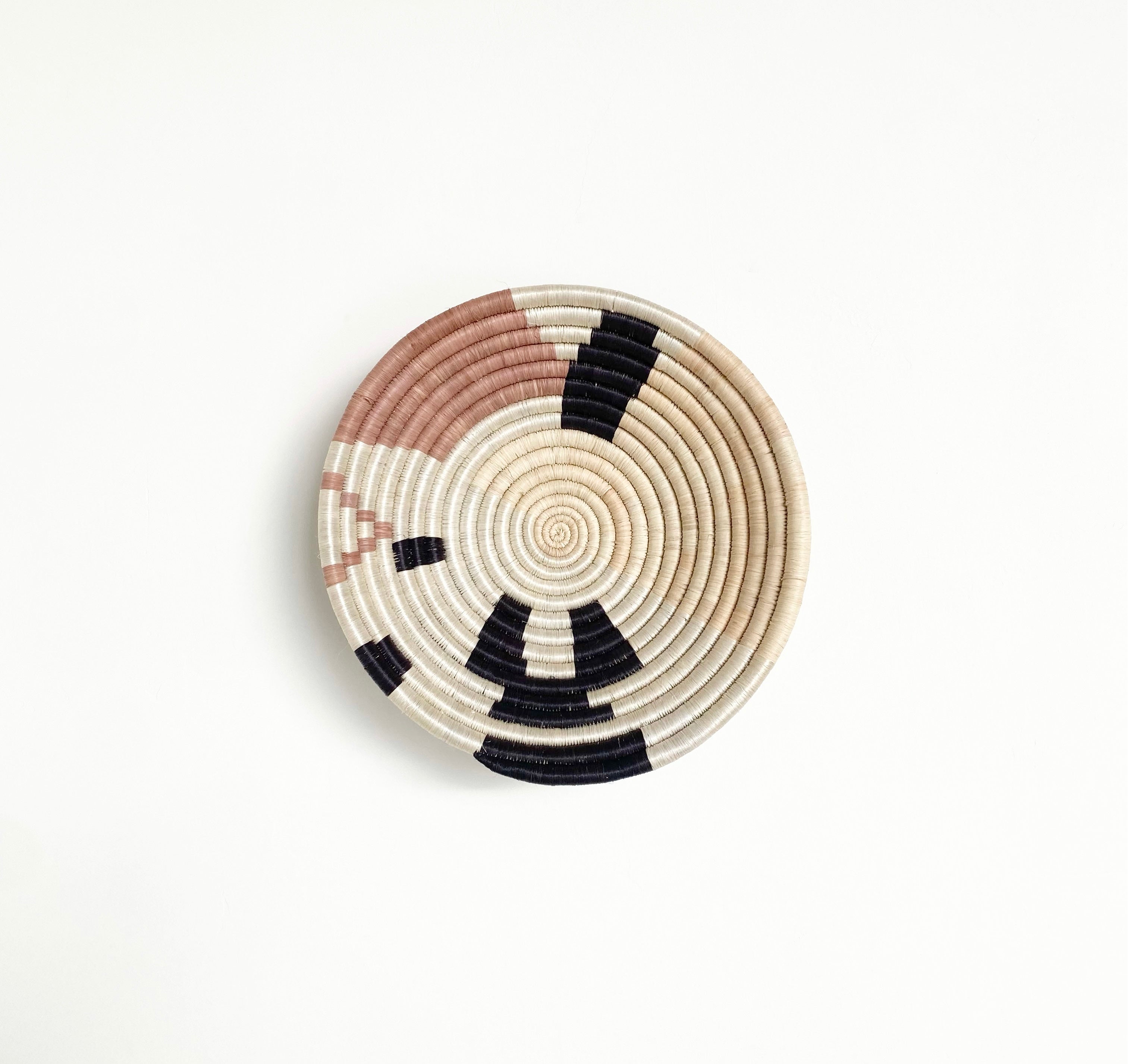 Modern Swirl Wall Plate<br>Medium