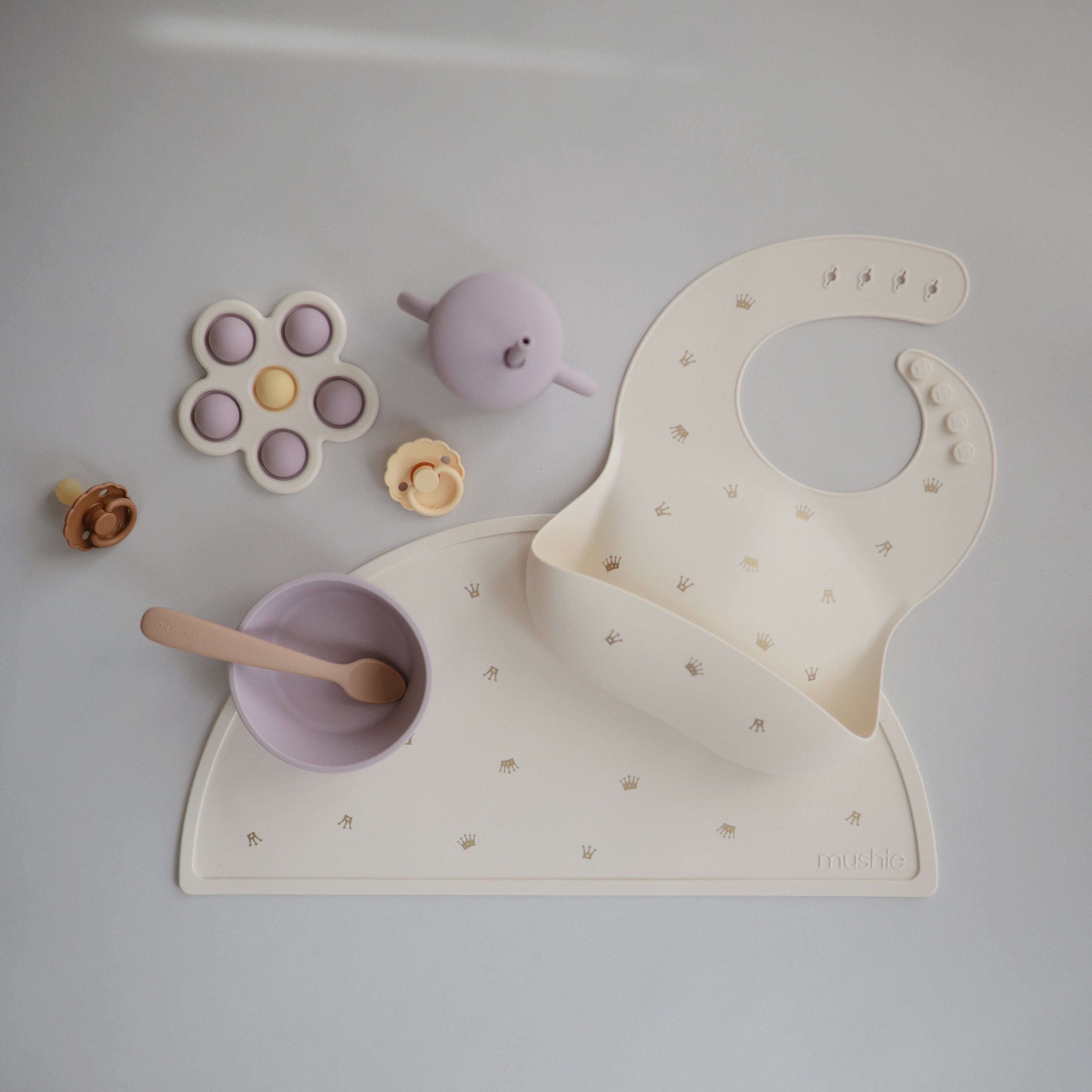 Silicone Placemat silicone mat Mushie   