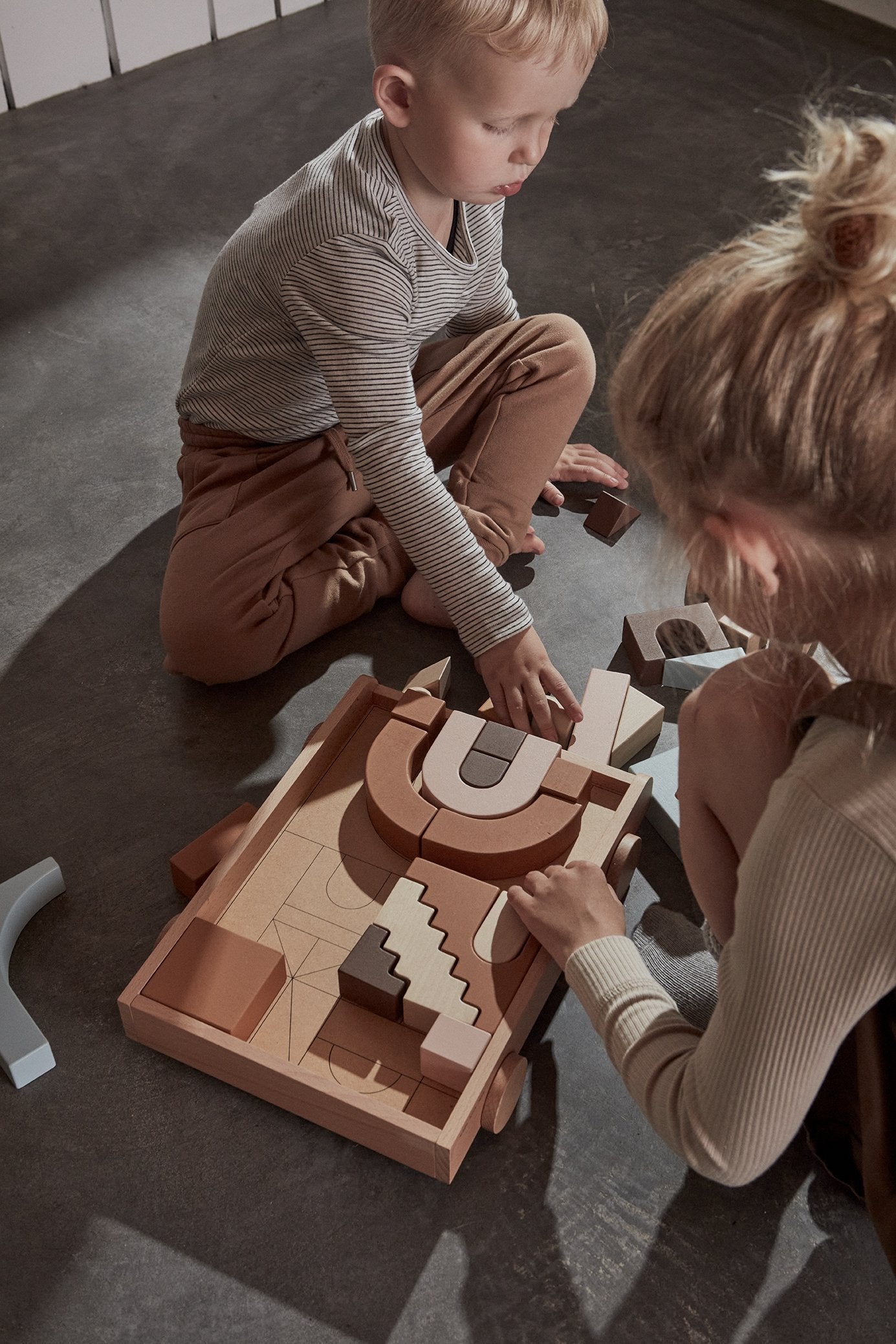 Wooden Rainbow Wagon With Blocks  OYOY   