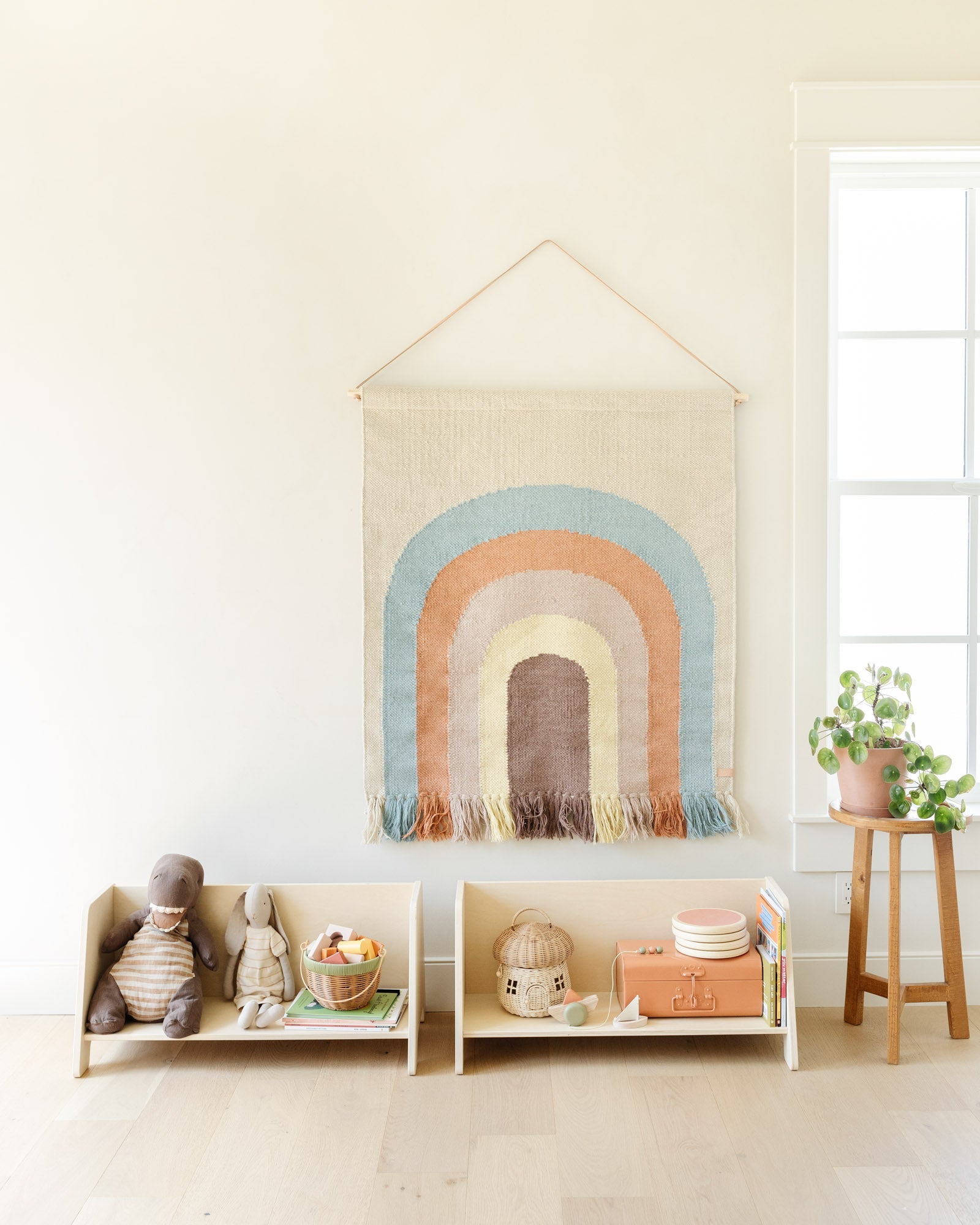 Stackable Play Shelf