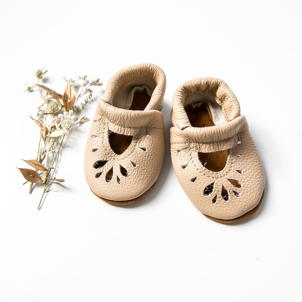 Flax RAINEY JANES Shoes Baby and Toddler Baby Shoes Starry Knight Design   