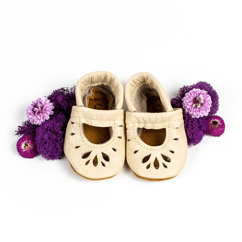 Cream RAINEY JANES  Shoes Baby and Toddler Baby Shoes Starry Knight Design Cream 00 (tiny)3.65" 