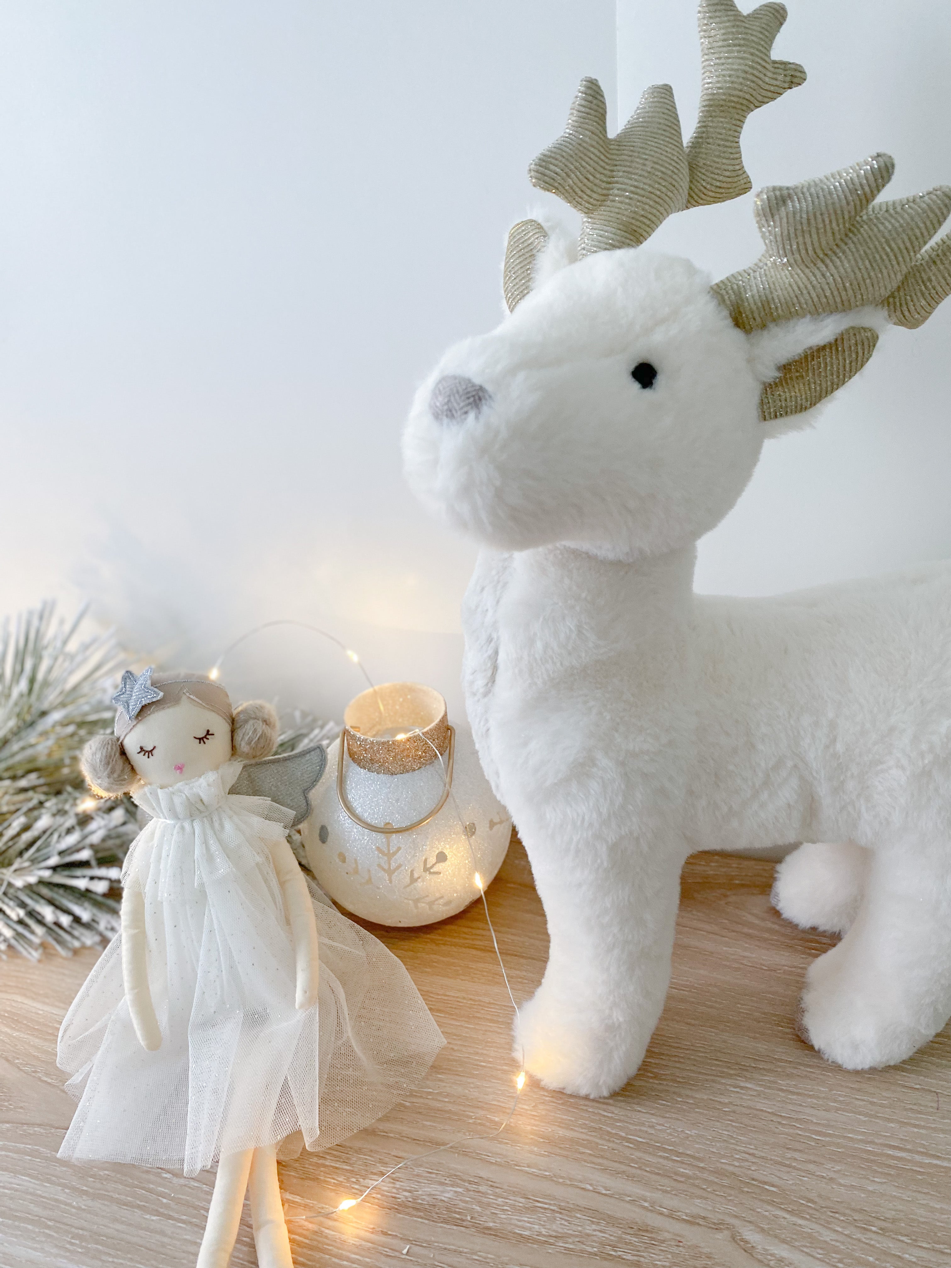 Snowflake Reindeer WINTERY PLUSH TOYS MON AMI   