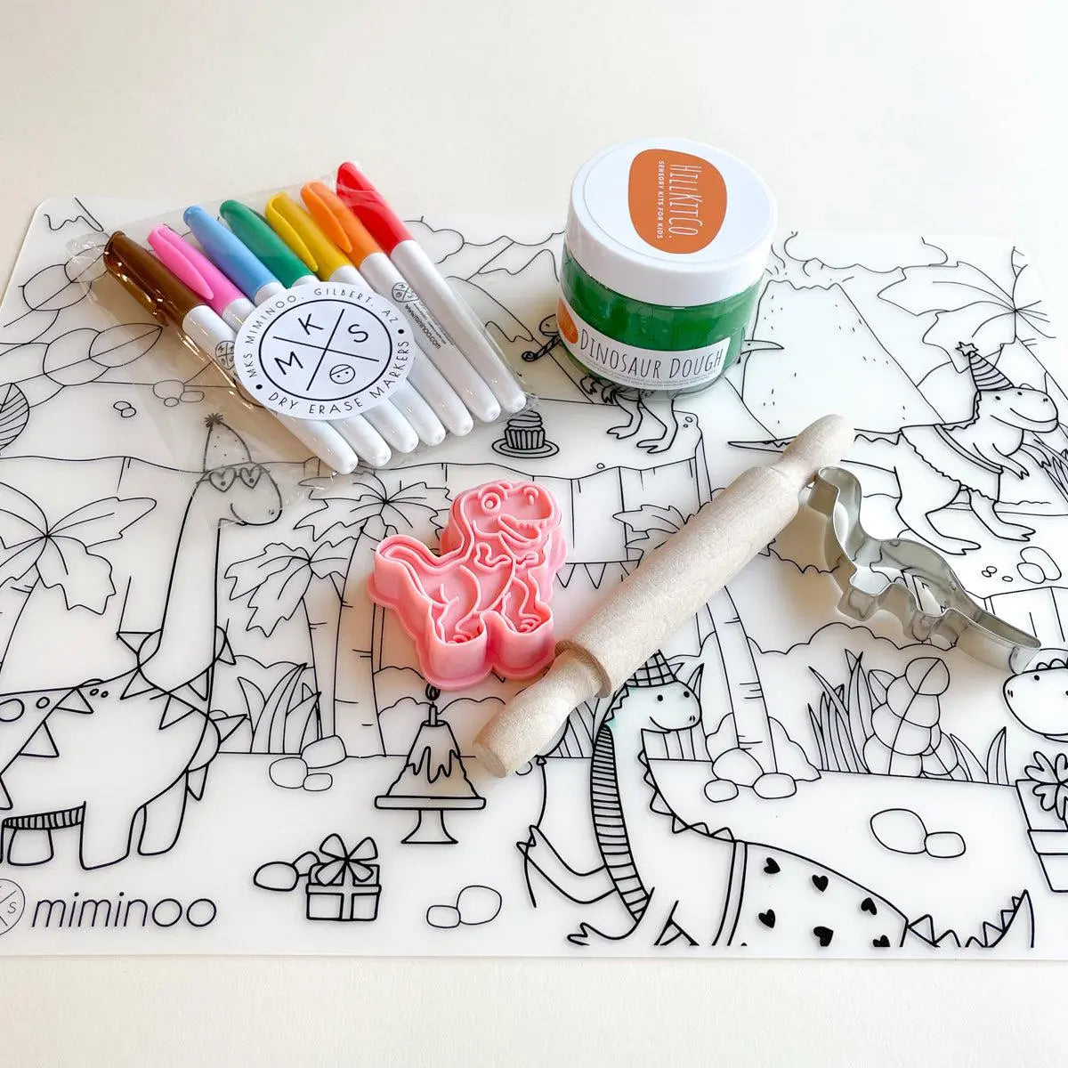 Silicone Reusable Coloring Mat & Markers Set - Dinos Party