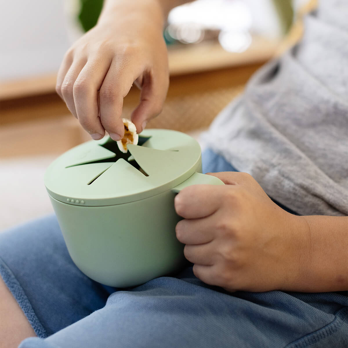 Snack Bowl Lid Retail ezpz   