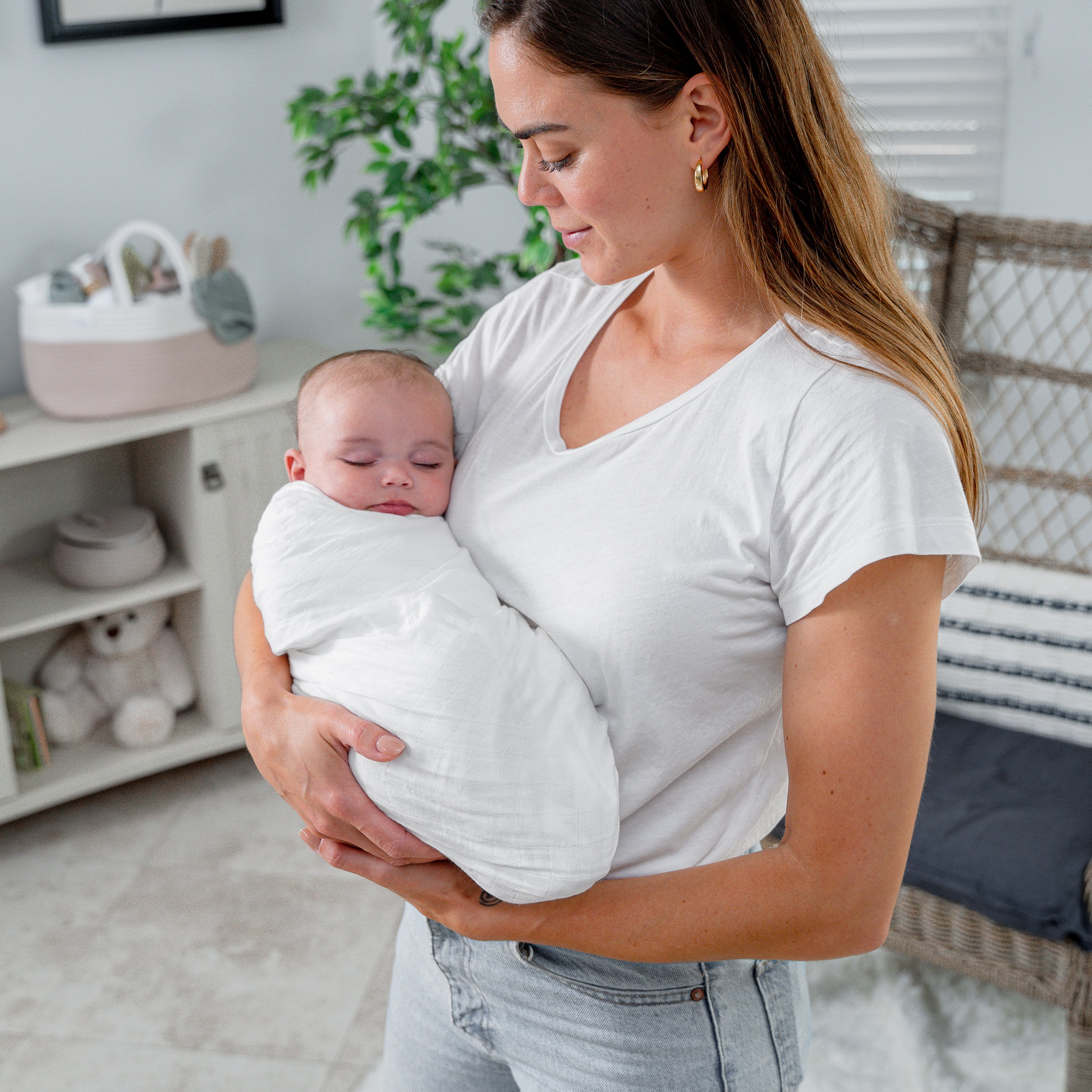 Muslin Swaddle Blanket, 2 Pack by Comfy Cubs - White