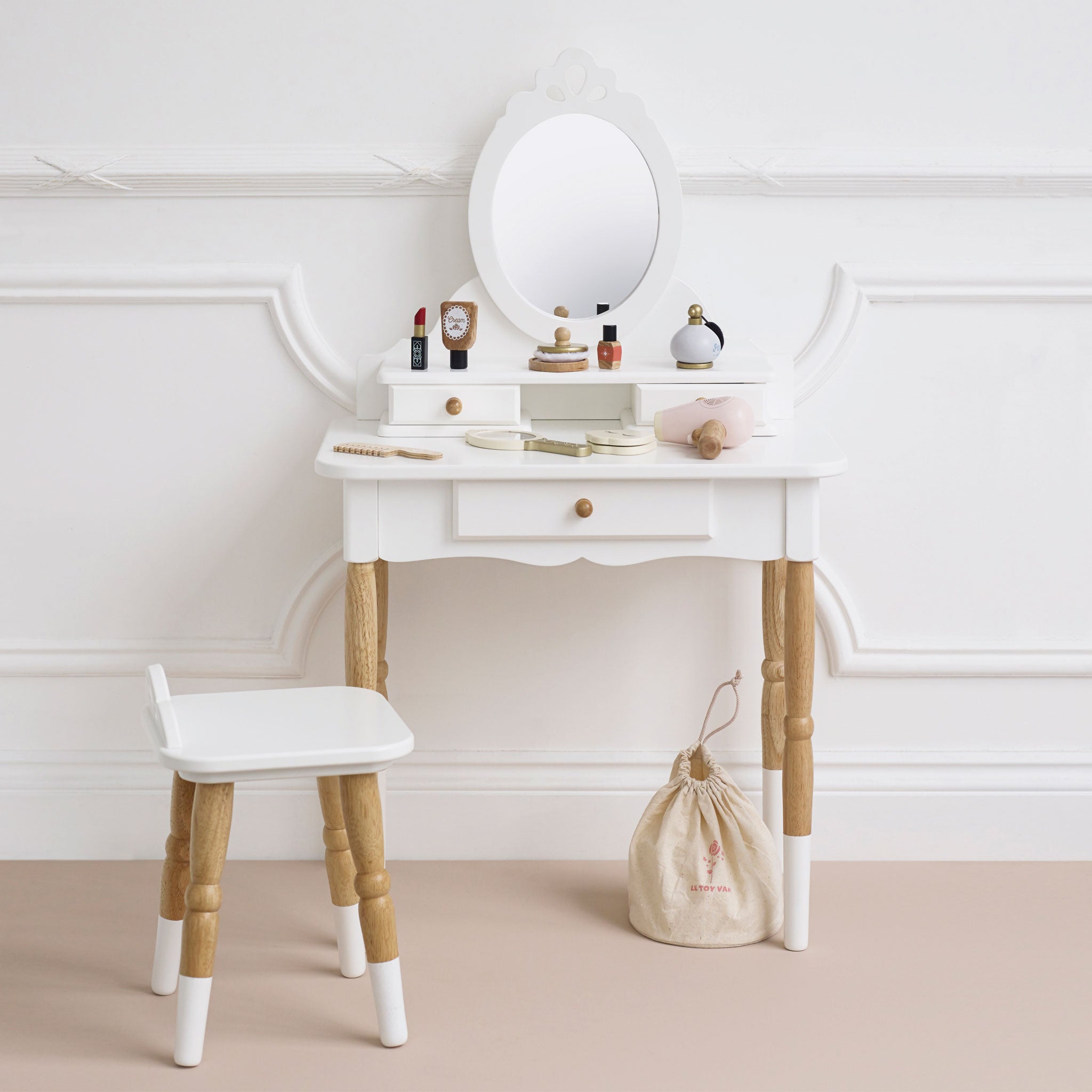 Dressing-up Vanity Table & Stool