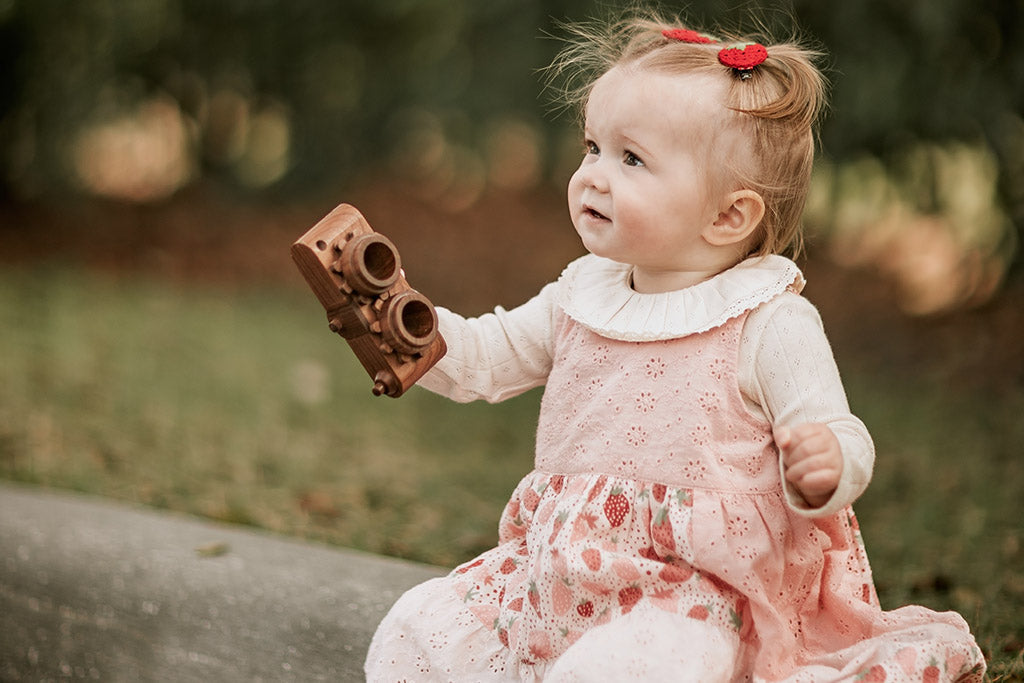 Twinkle Camera - Walnut Camera Body W/ Walnut Lens