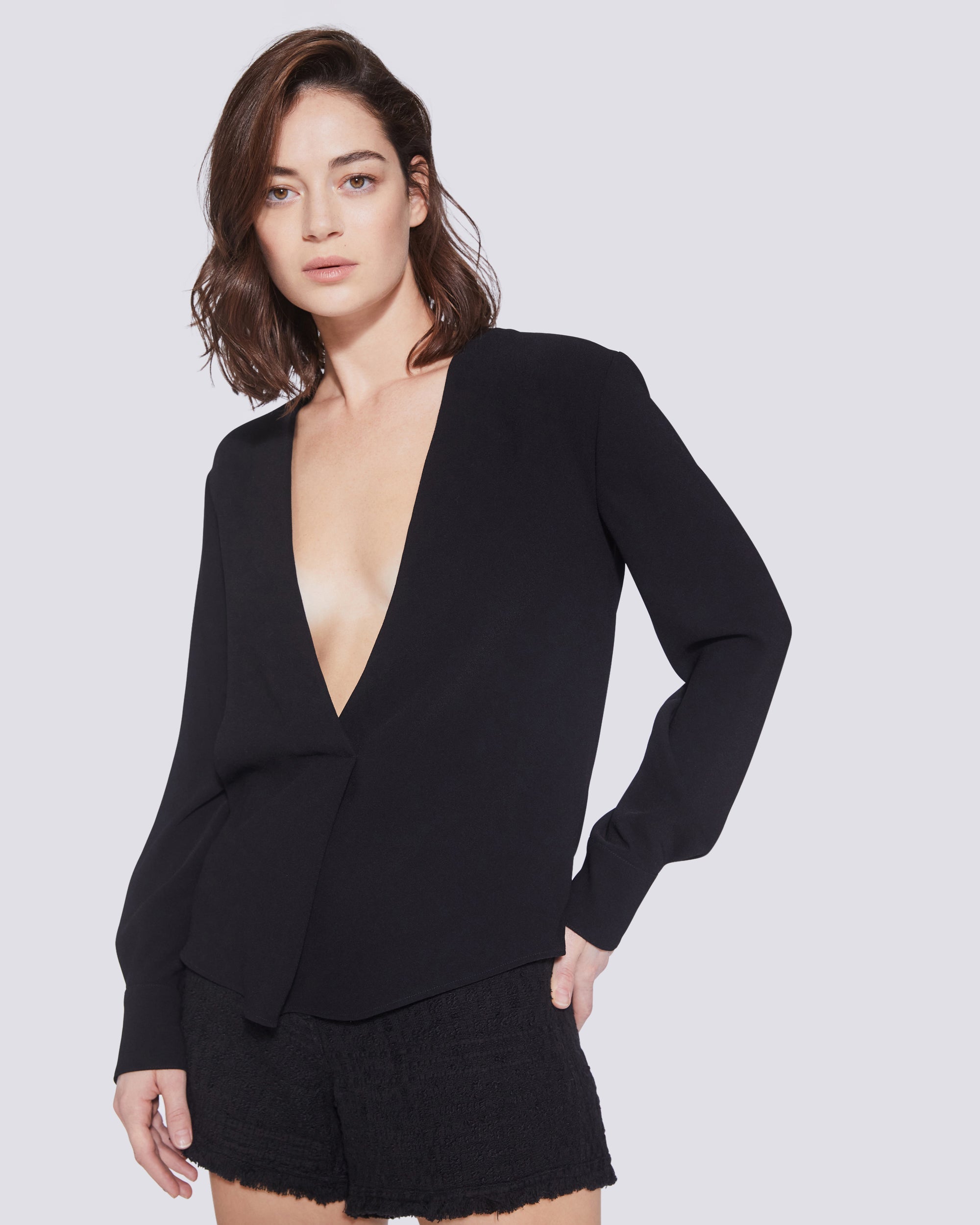 Licious - Black