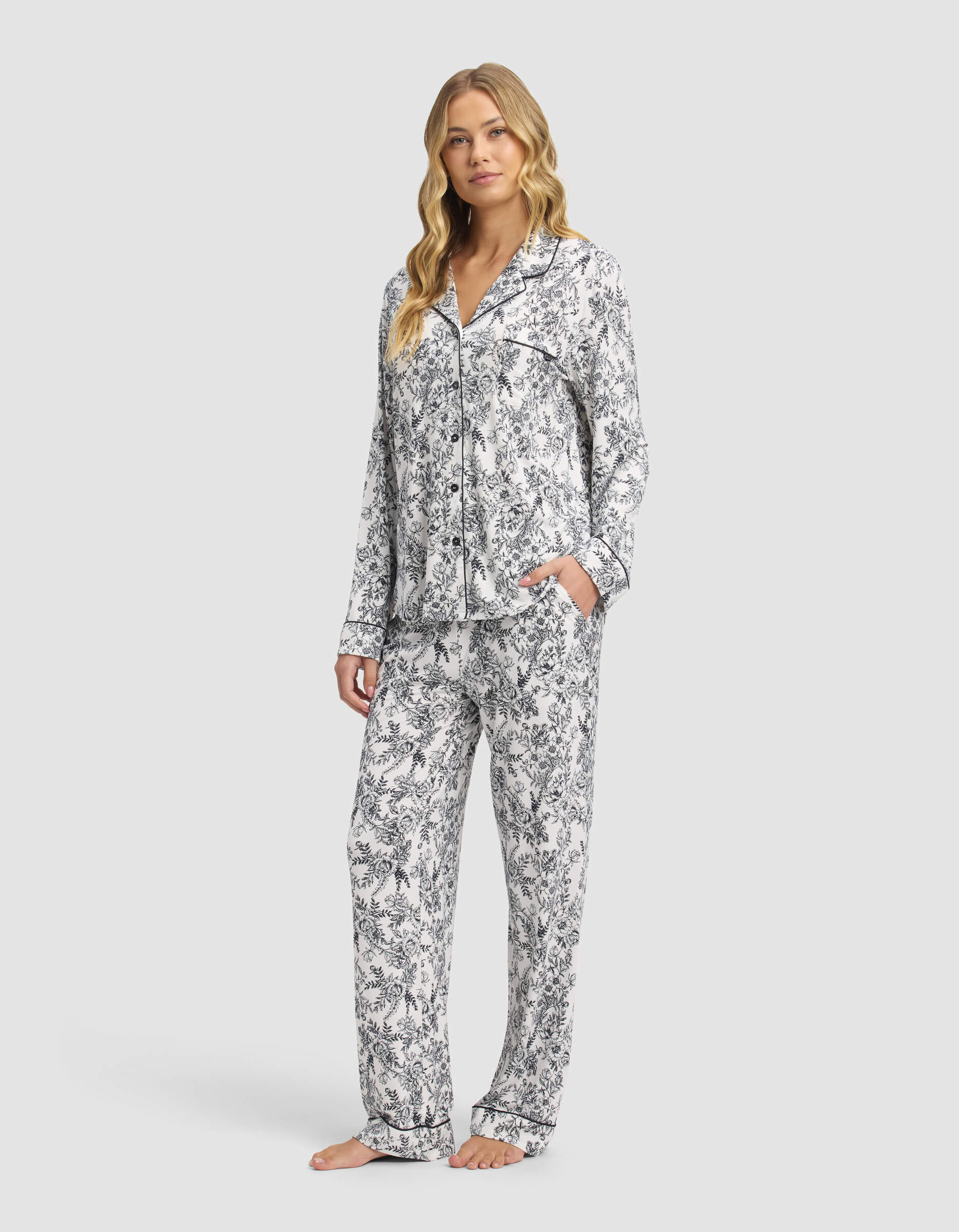 Women's Bamboo Stretch-Knit Long Sleeve Pajama Set