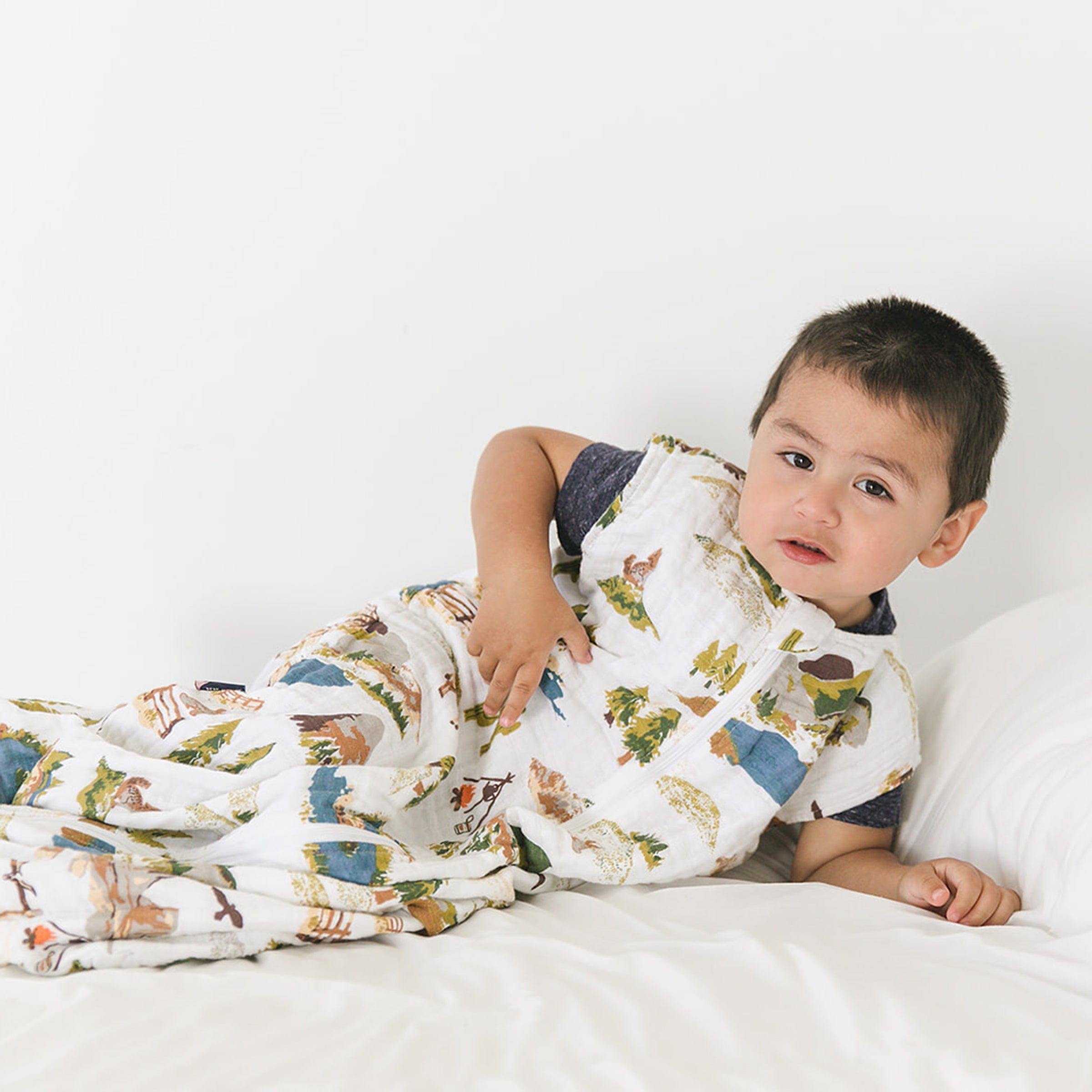 Wyoming Classic Muslin Bedtime Sleeper Bedtime Sleeper Bebe au Lait   