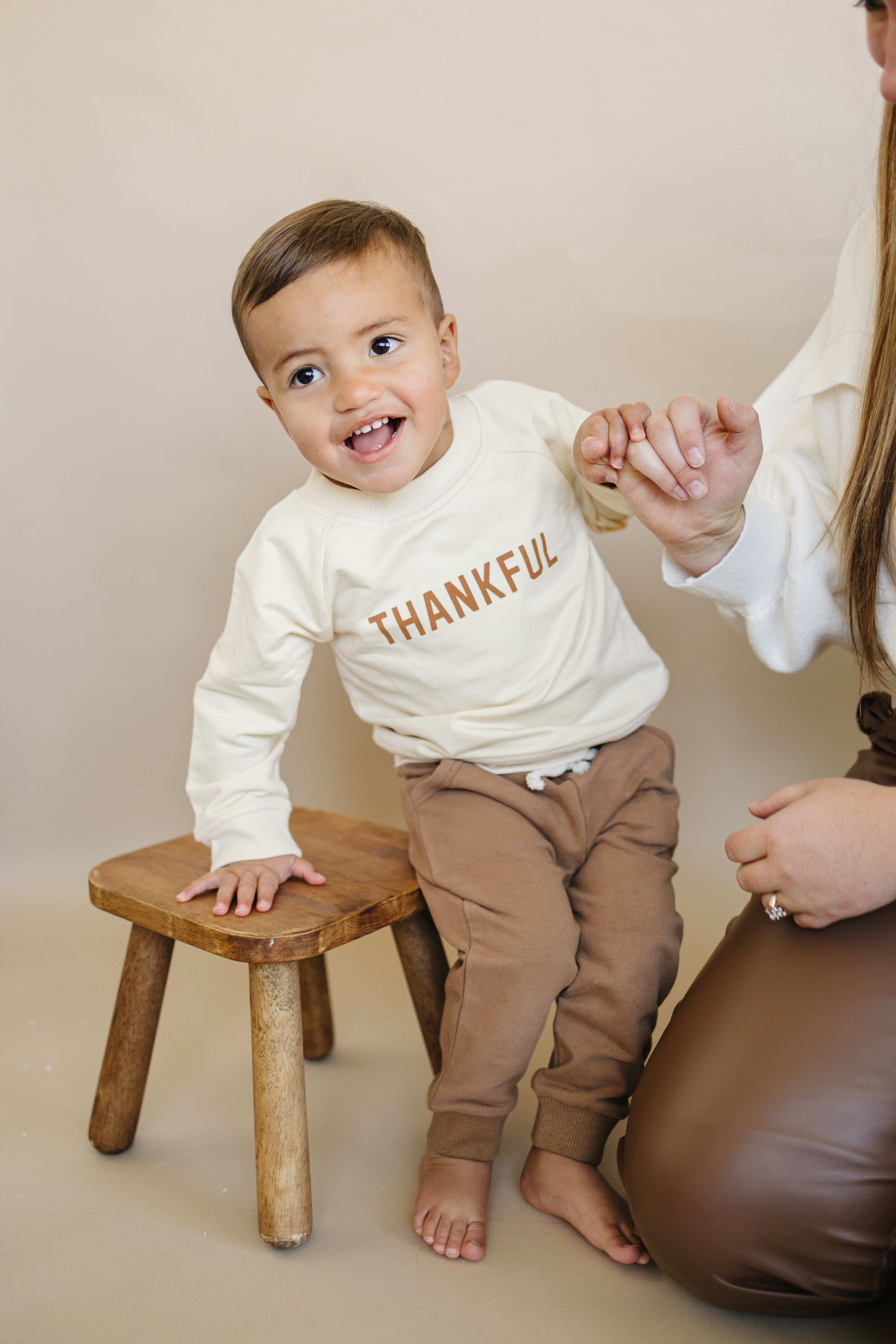 Thankful Organic Cotton Crewneck Sweatshirt - Cream or Brown