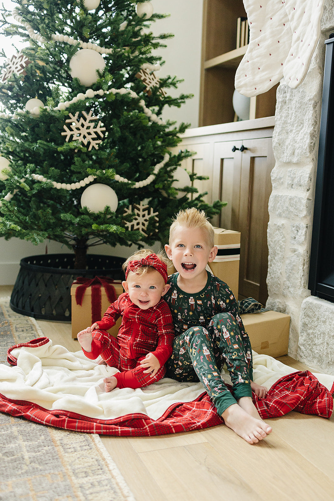 Red Plaid Bamboo Fleece Quilt  Mebie Baby   