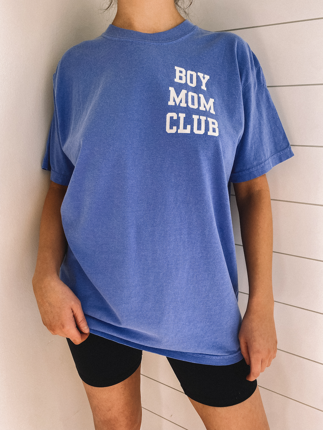 girl mom club tee