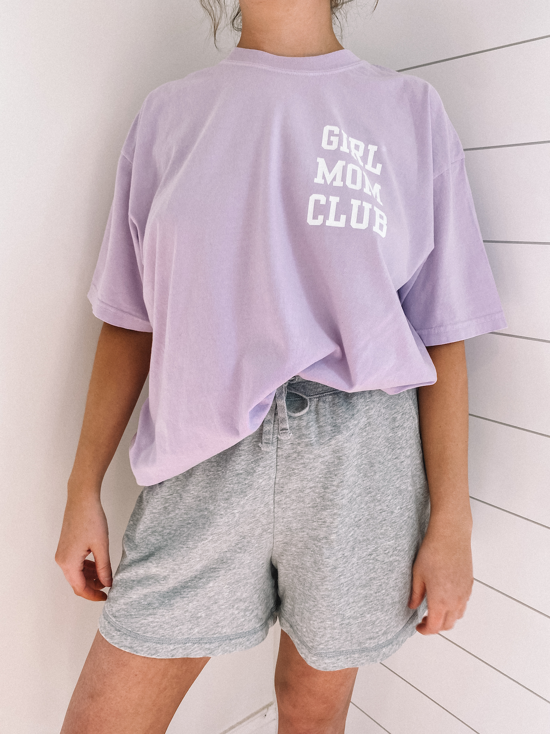 girl mom club tee