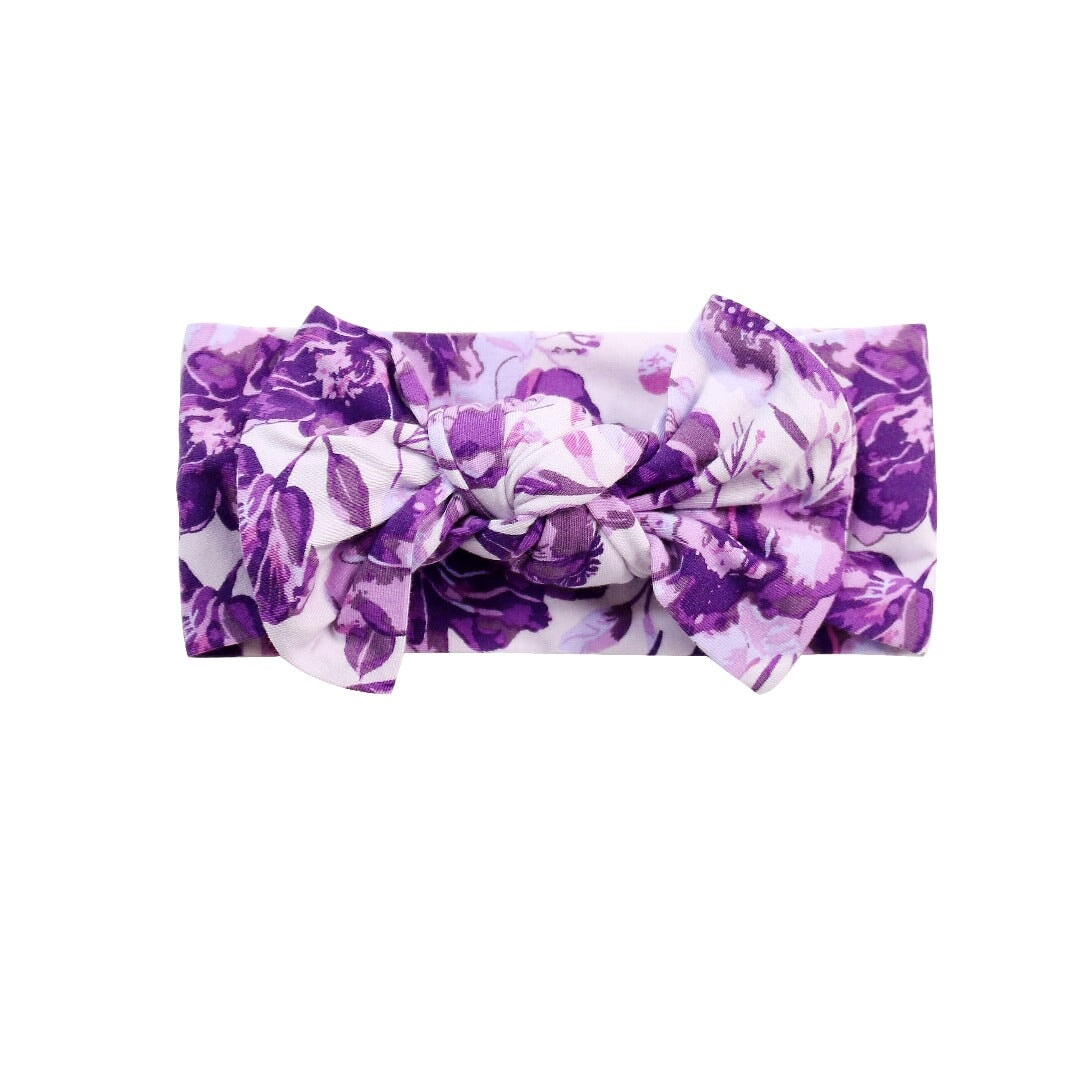 Amelia Bedelia Knotted Bow